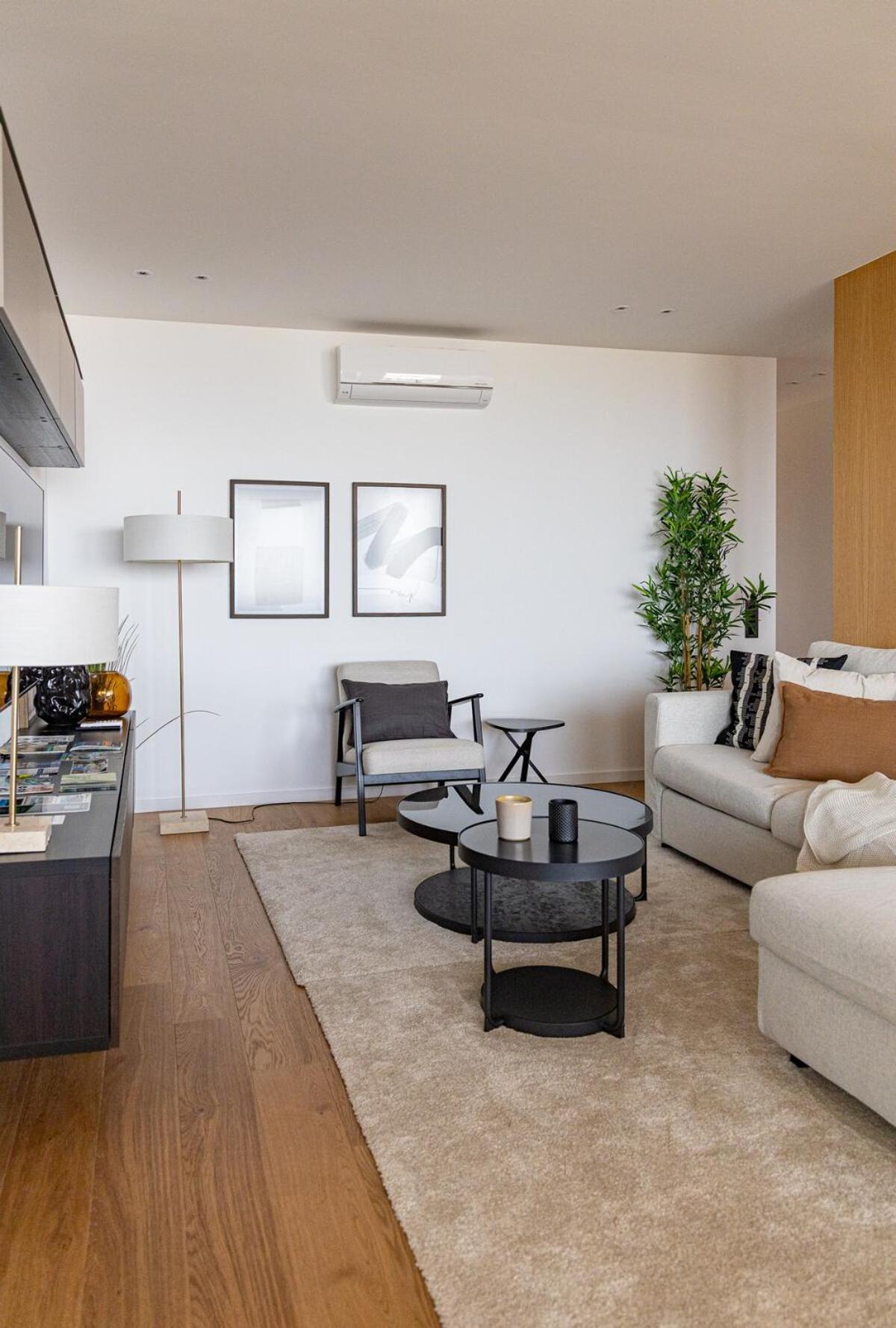 Two-Bedroom Deluxe Apartment with Ocean View photo 1