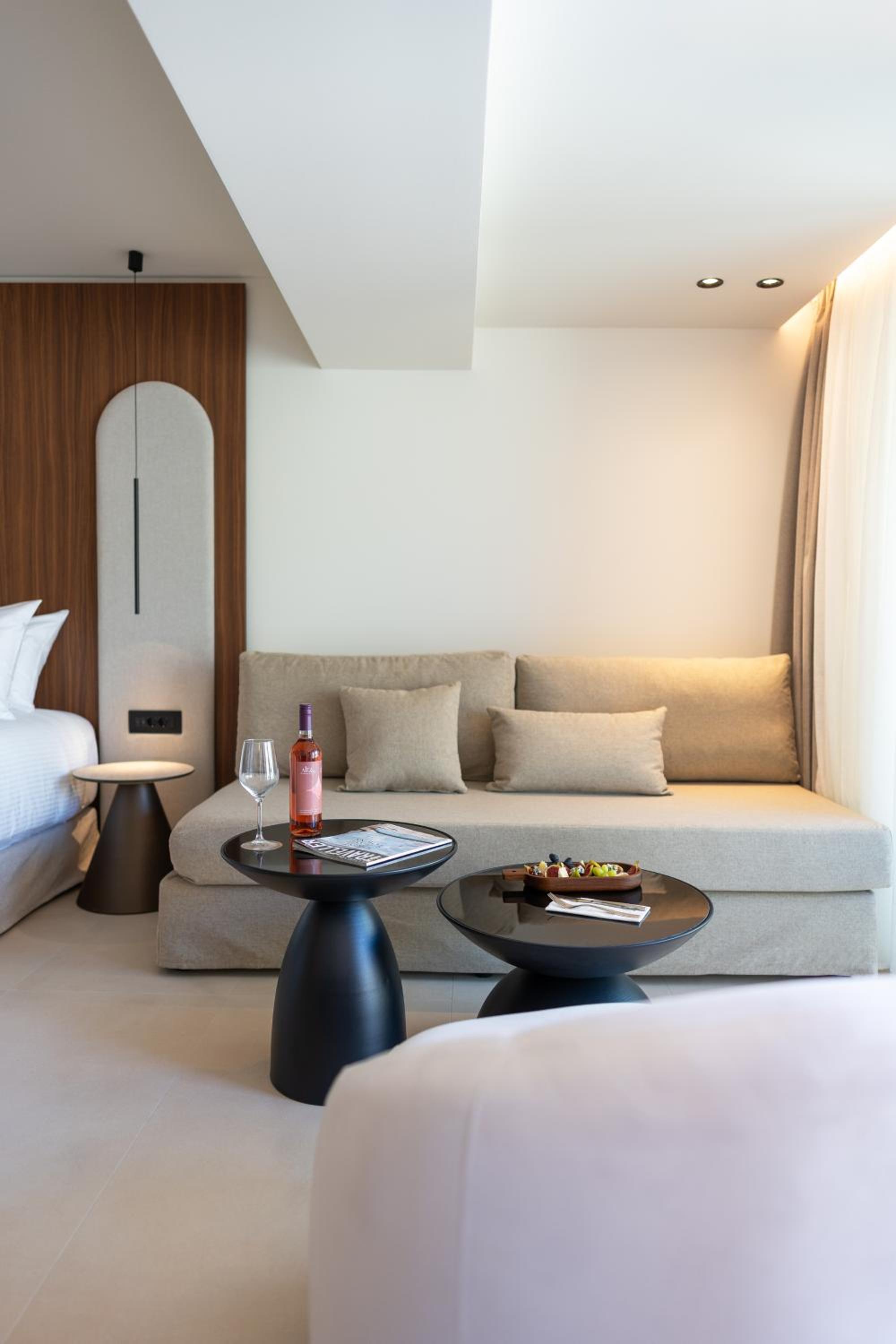 Deluxe Triple Room with Partial Sea View