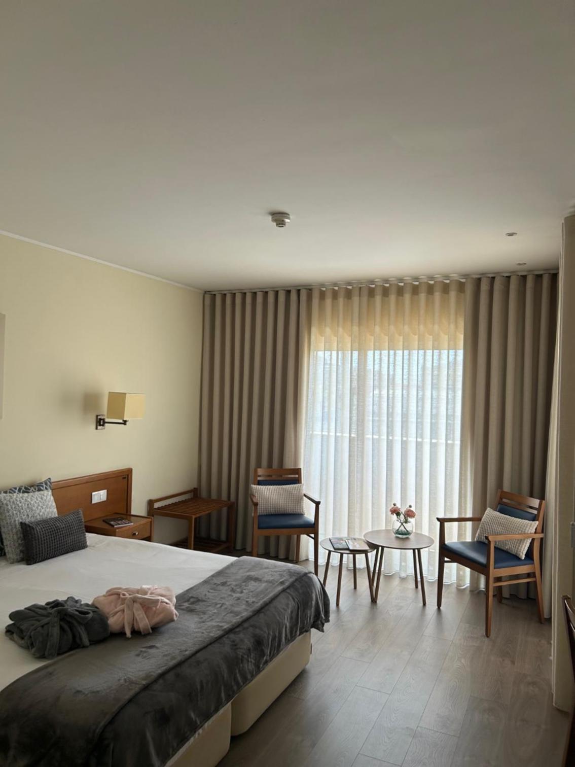 King Room with Balcony photo 2