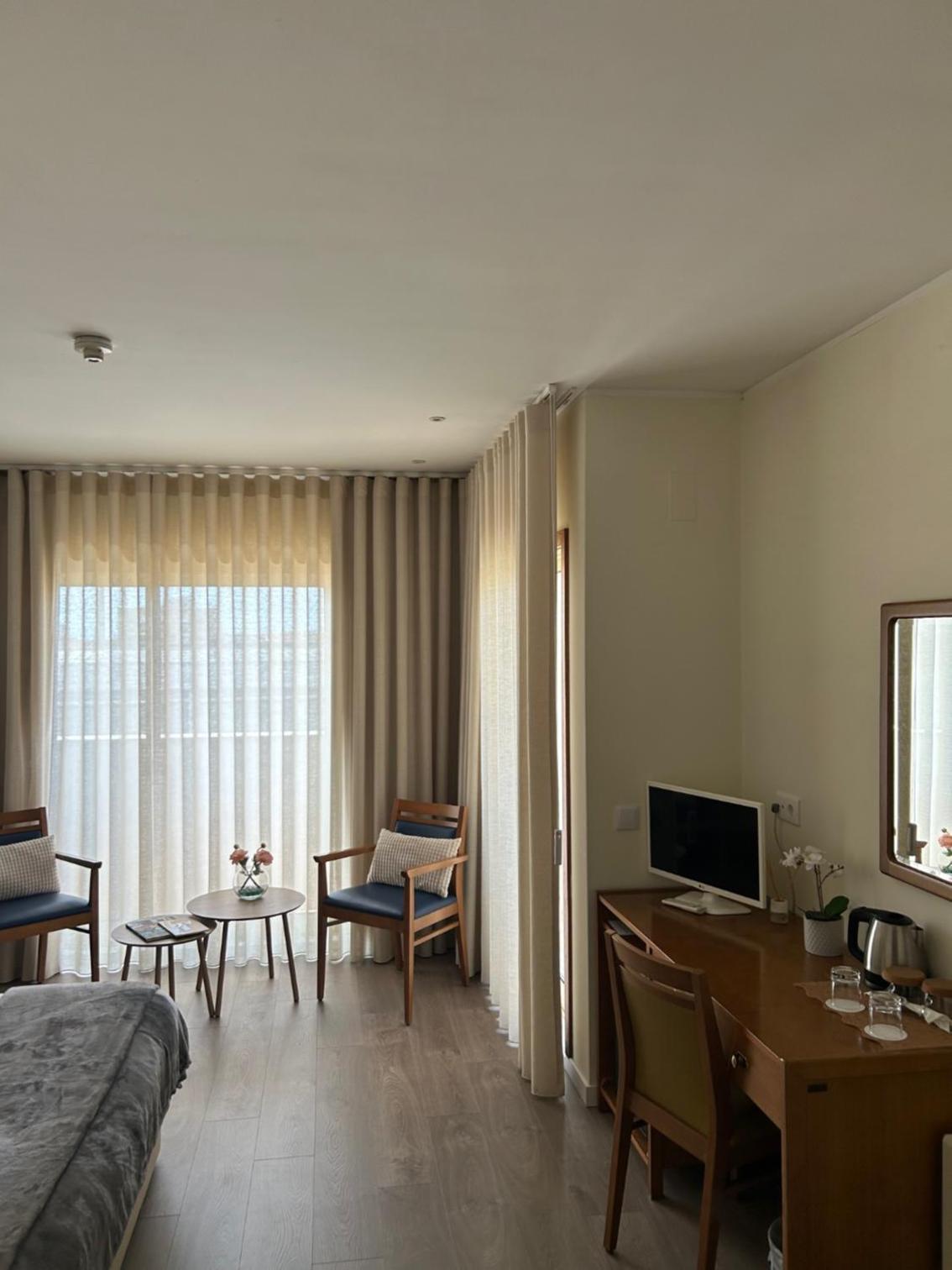 King Room with Balcony photo 3