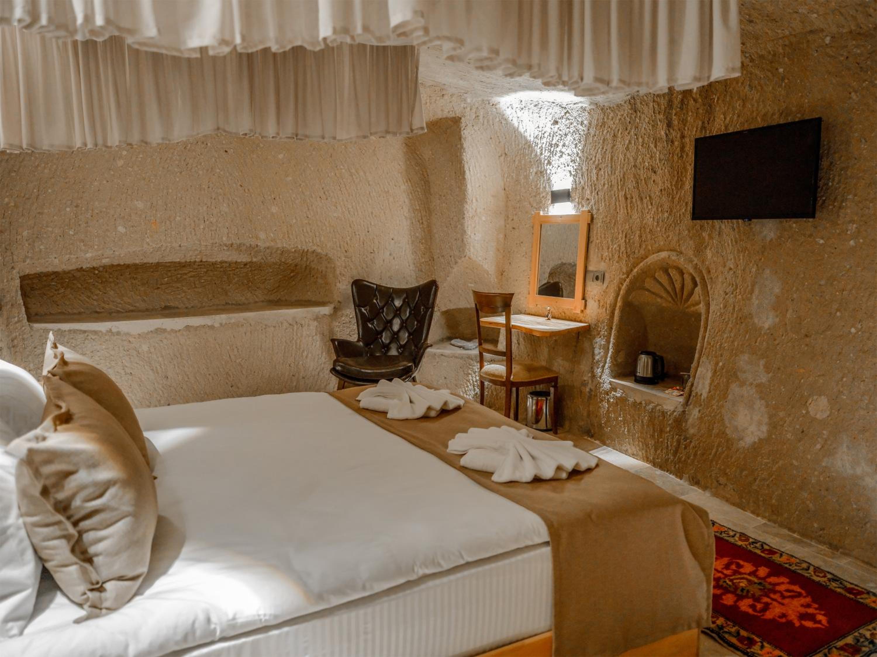 Superior King Room photo 2
