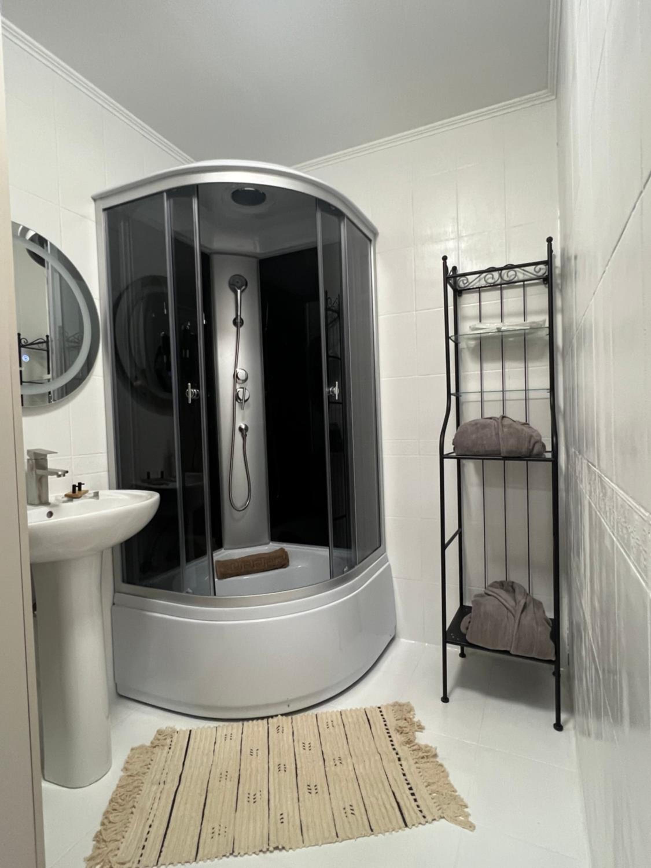 Deluxe One-Bedroom Apartment with City View