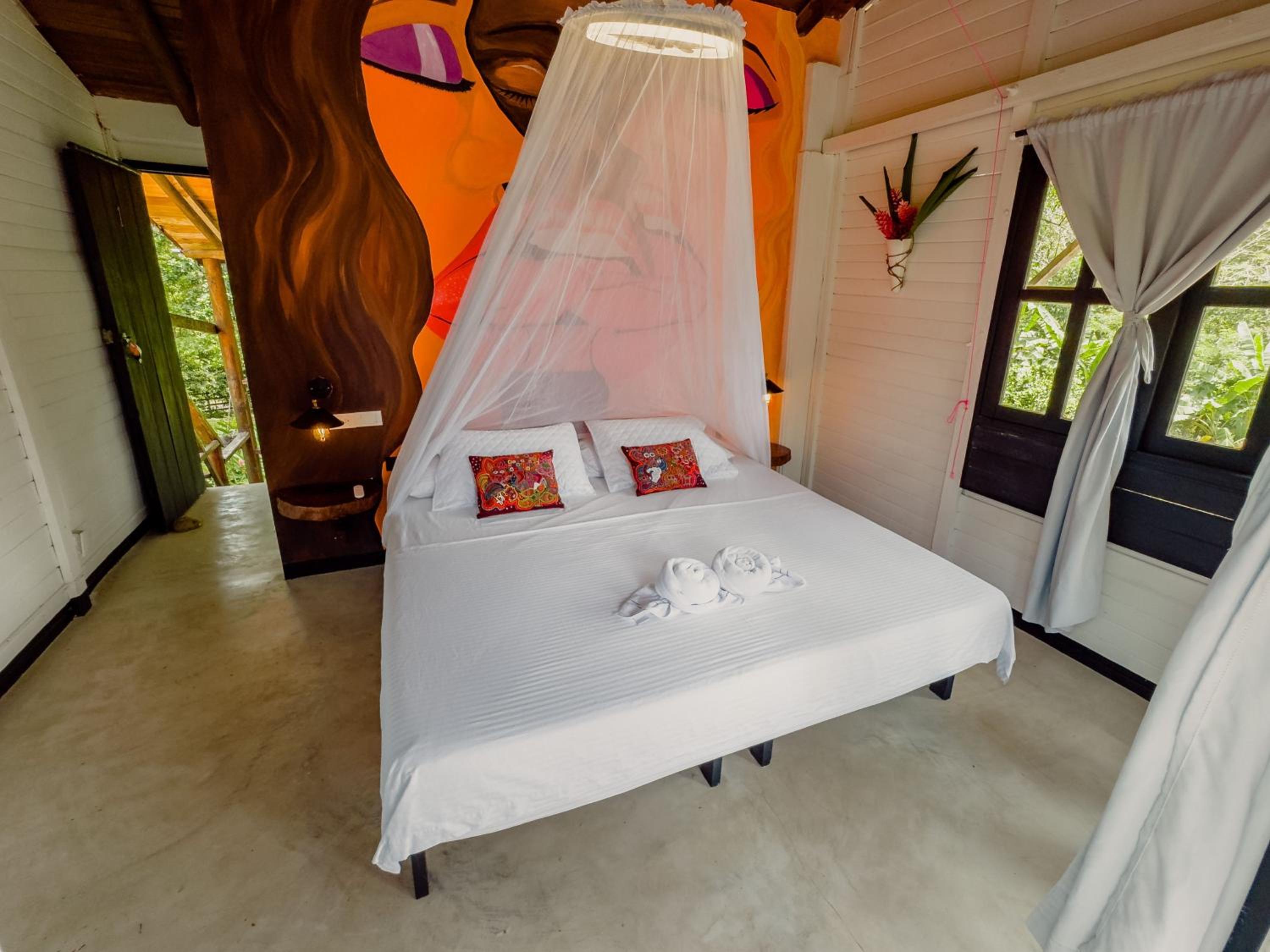 Deluxe King Room photo 1
