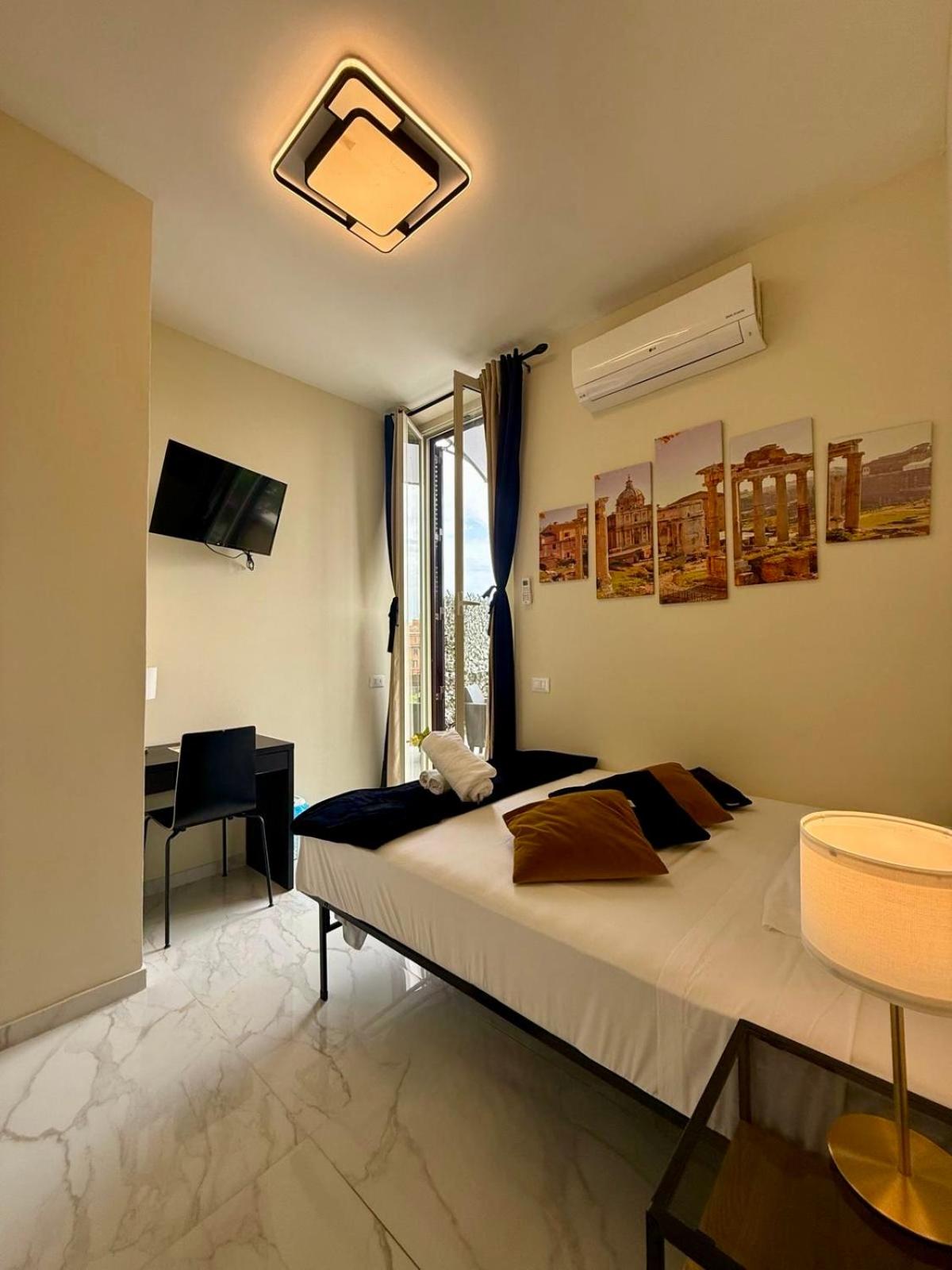Single Room with Park View photo 3