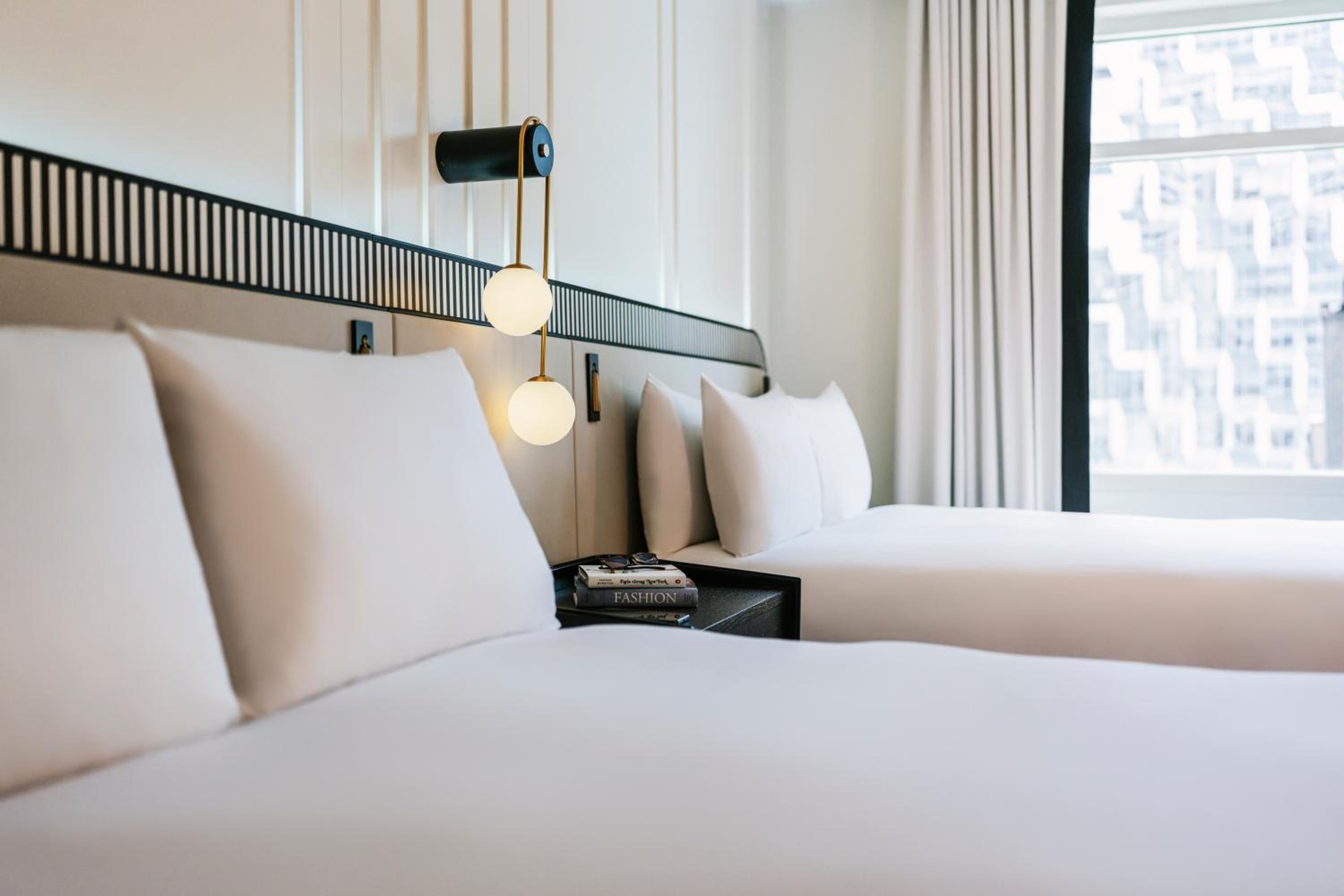 Signature Skyline View 2 Queen Beds 20th floor and up thumbnail 6