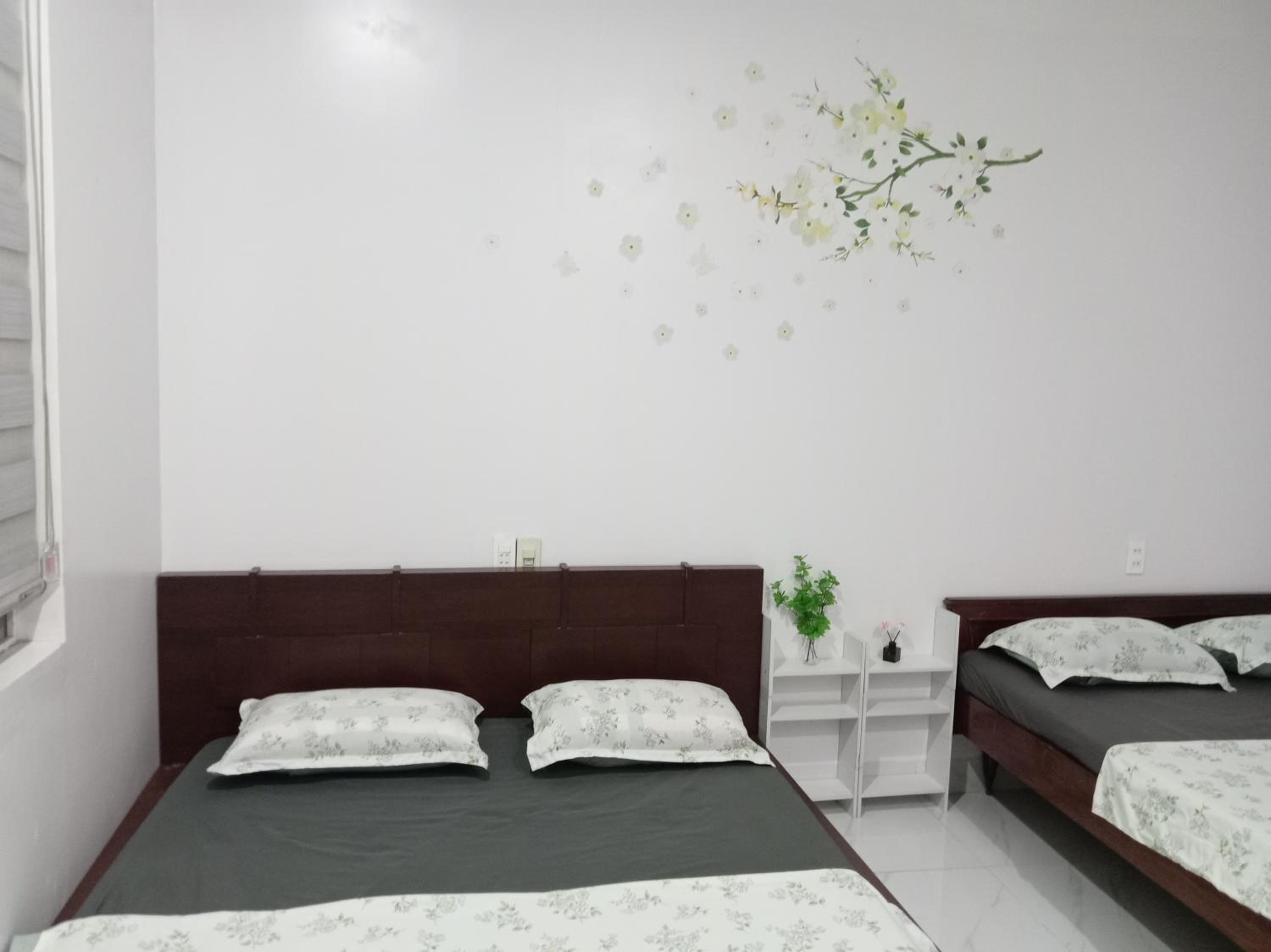 Twin Room with Private Bathroom