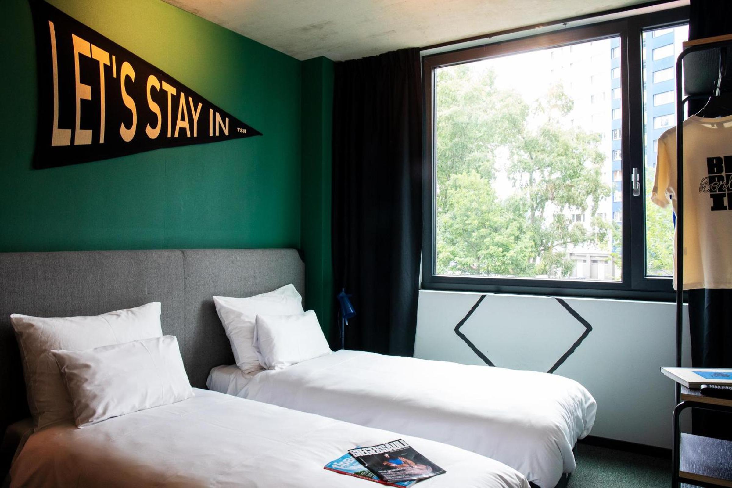 Twin Room - Photo 1