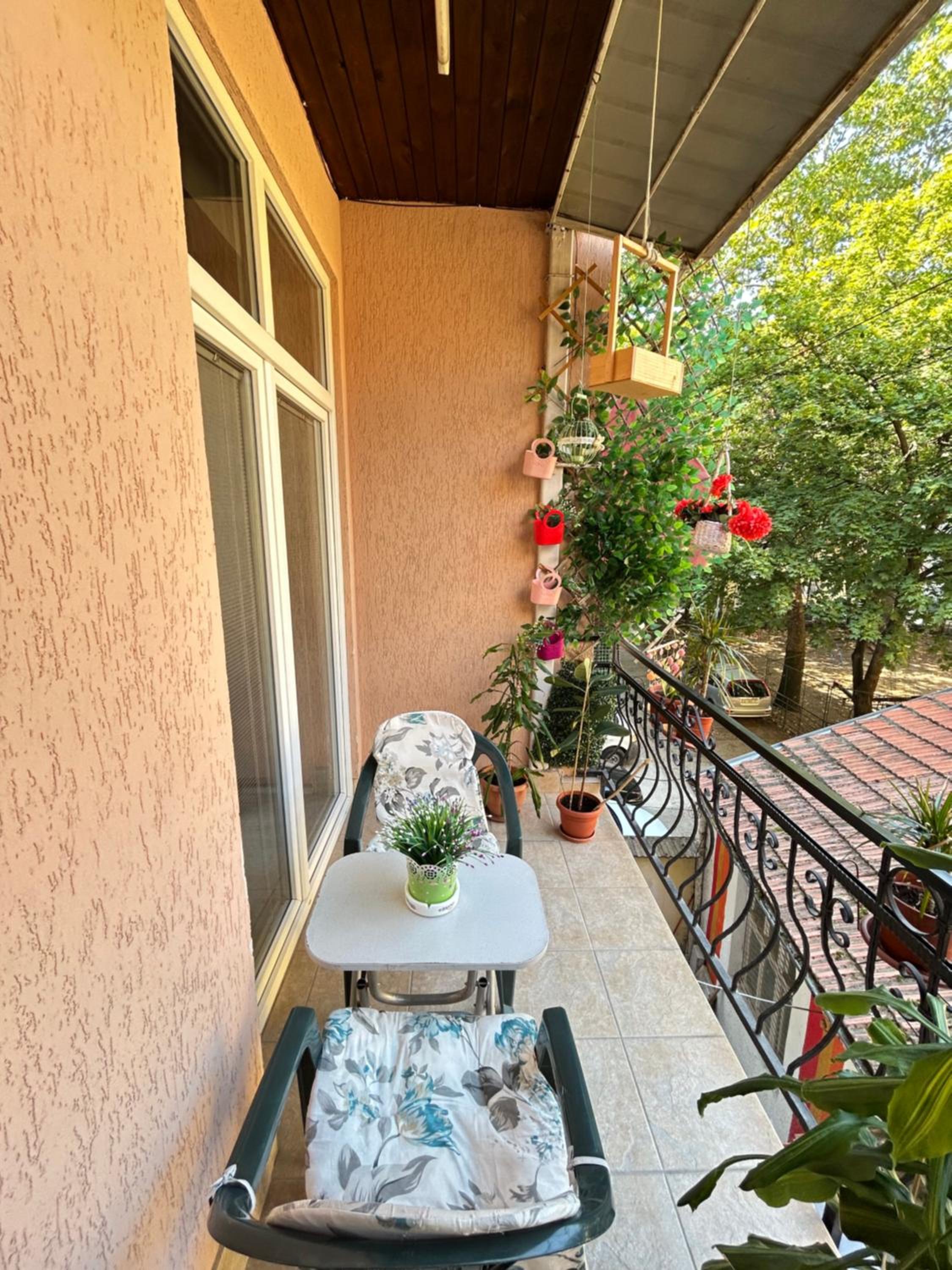 Apartment with Balcony photo 1