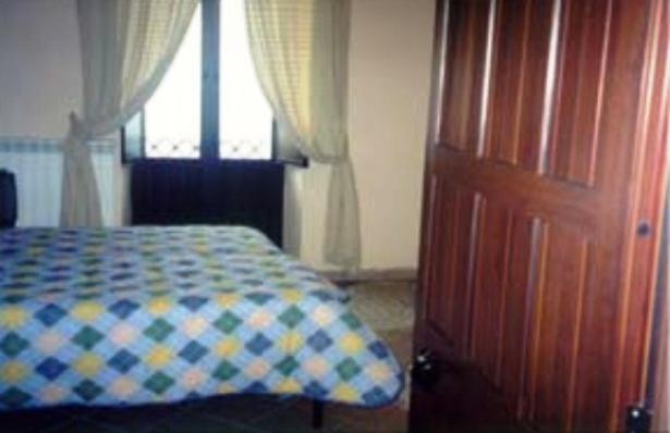 Double Room - Photo 10