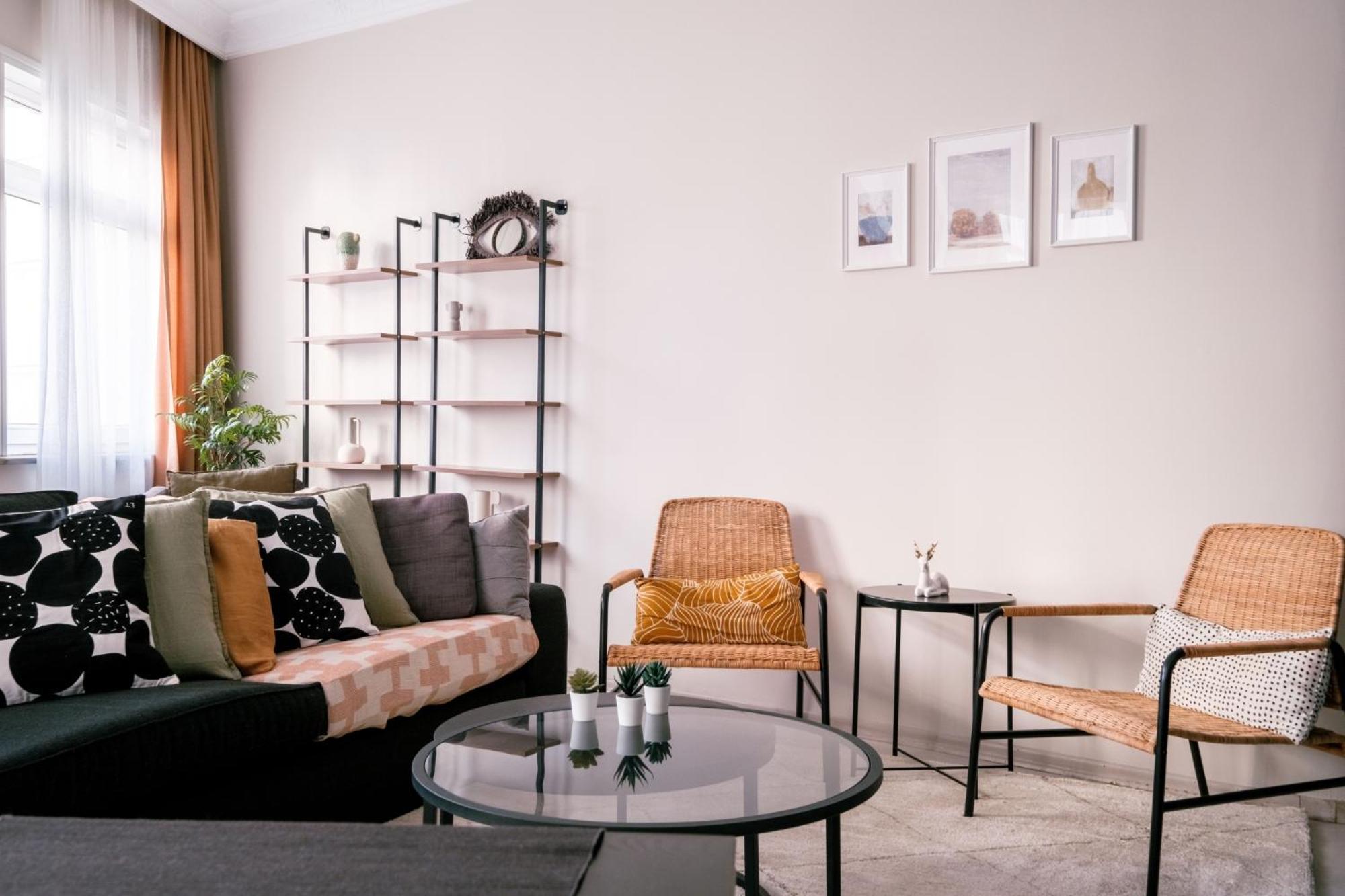 Apartment photo 1