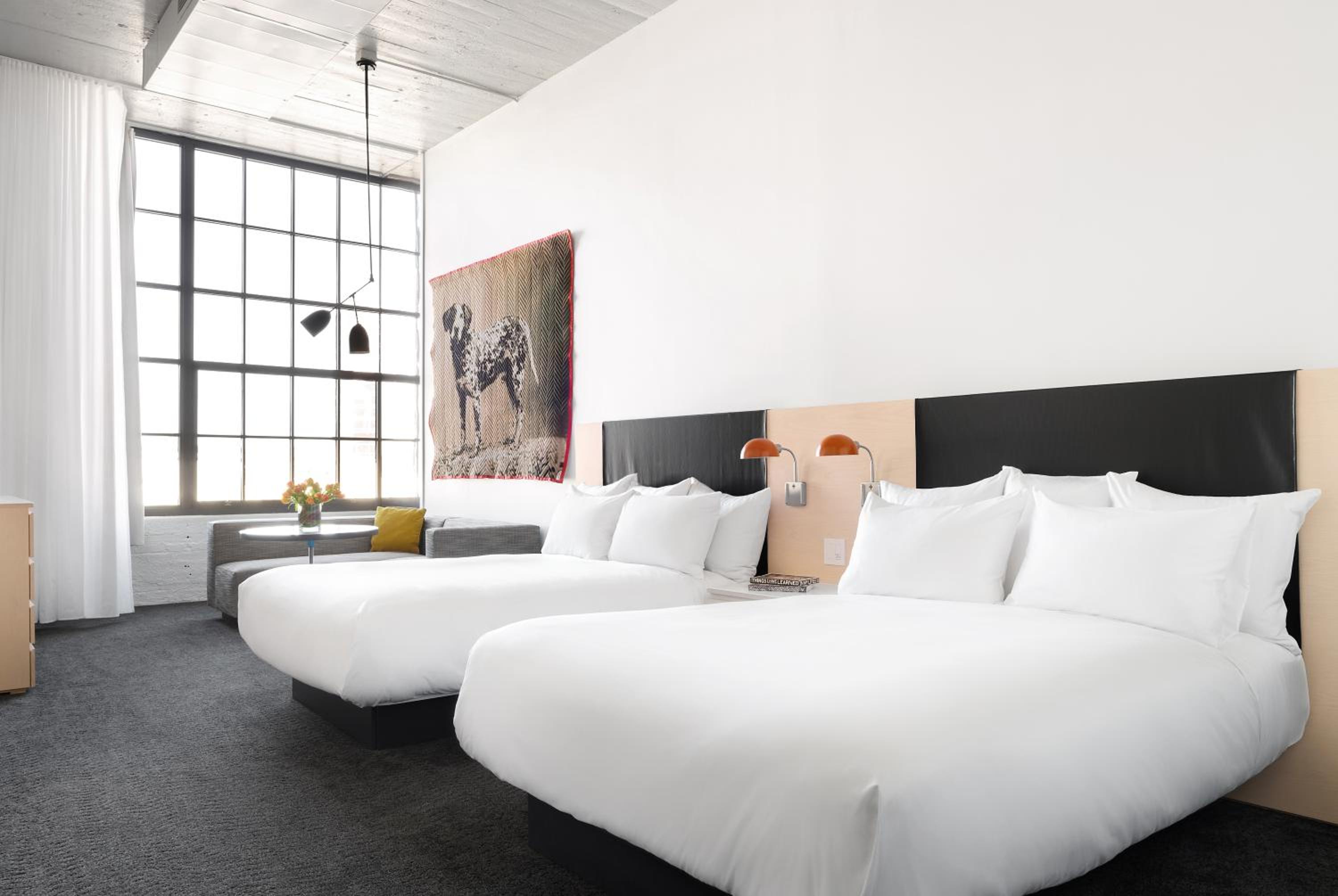 Queen Room with Two Queen Beds photo 1