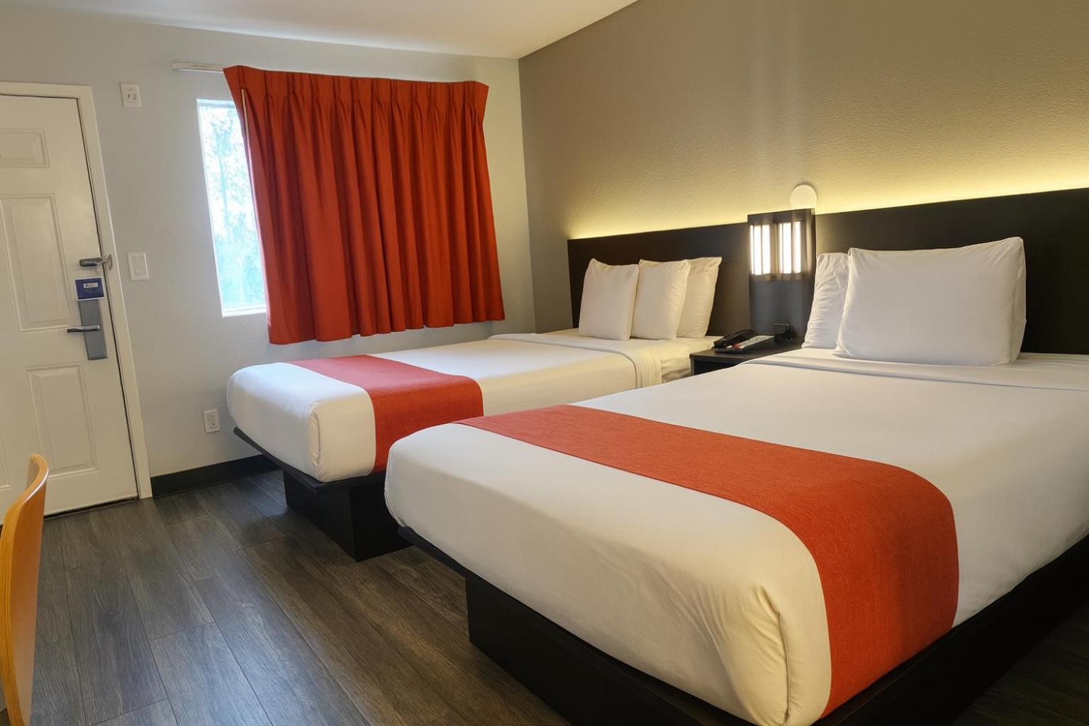 Deluxe Double Room - Non-Smoking