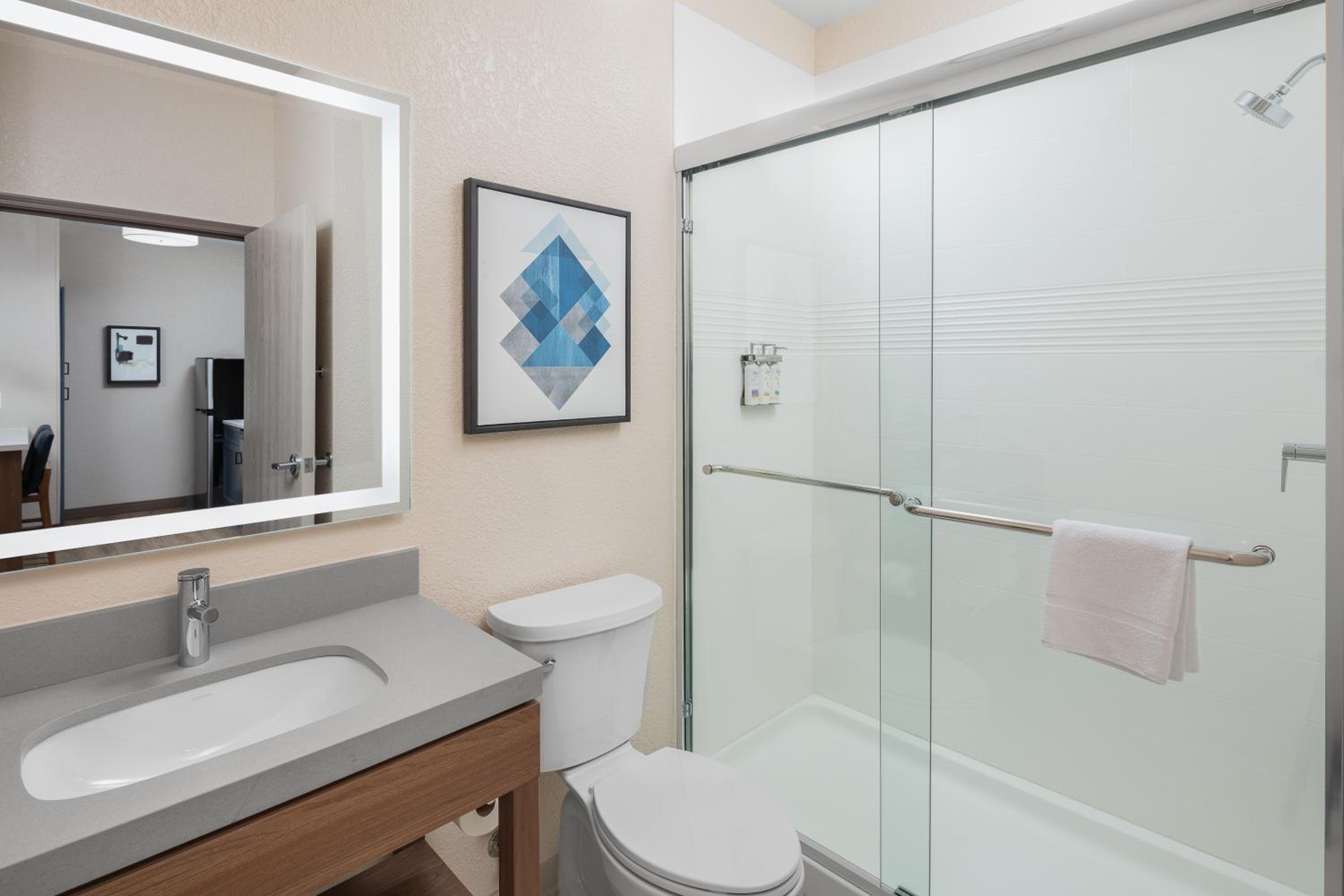 Standard Studio Suite - Photo 7