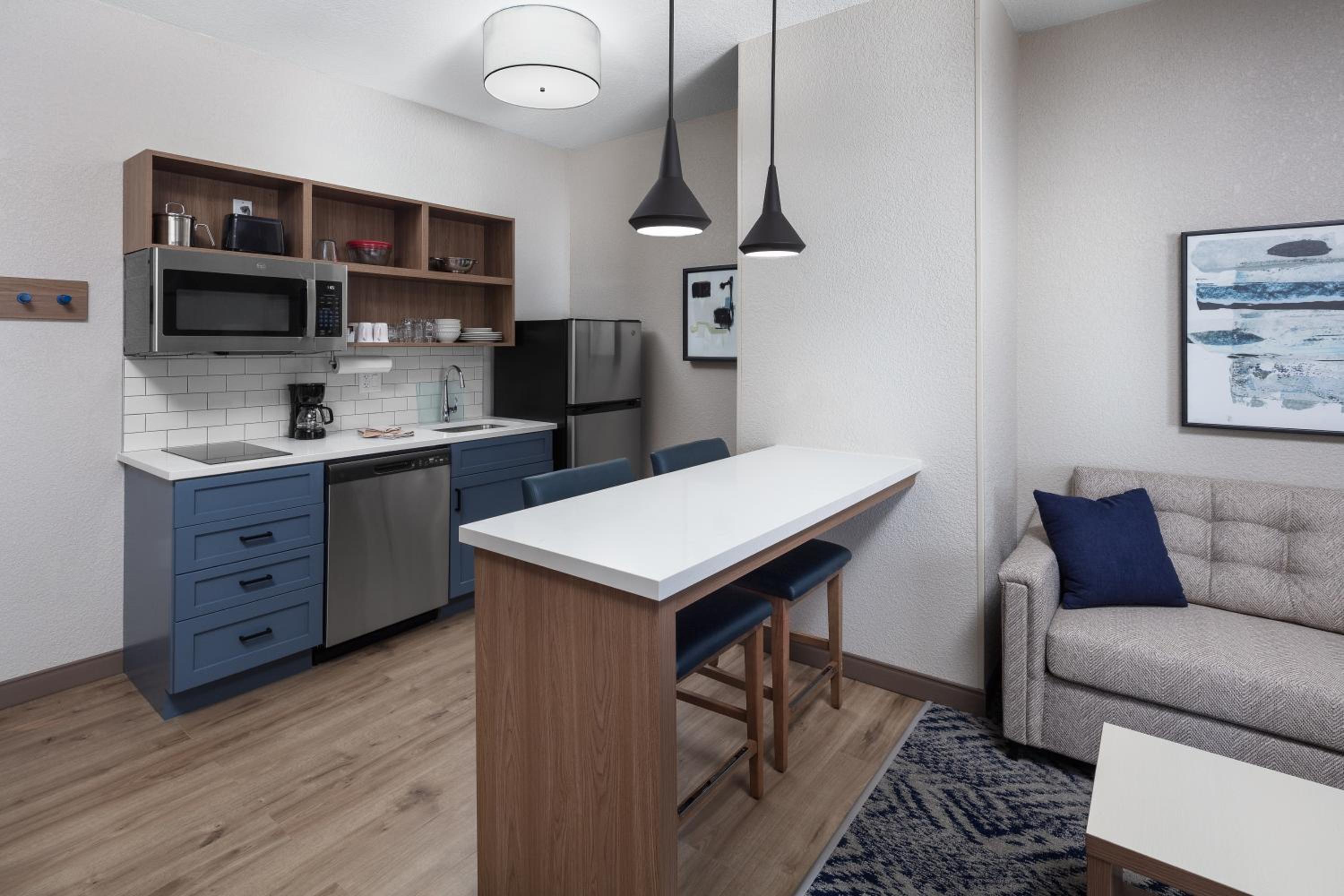 Premium Studio Suite - Photo 2