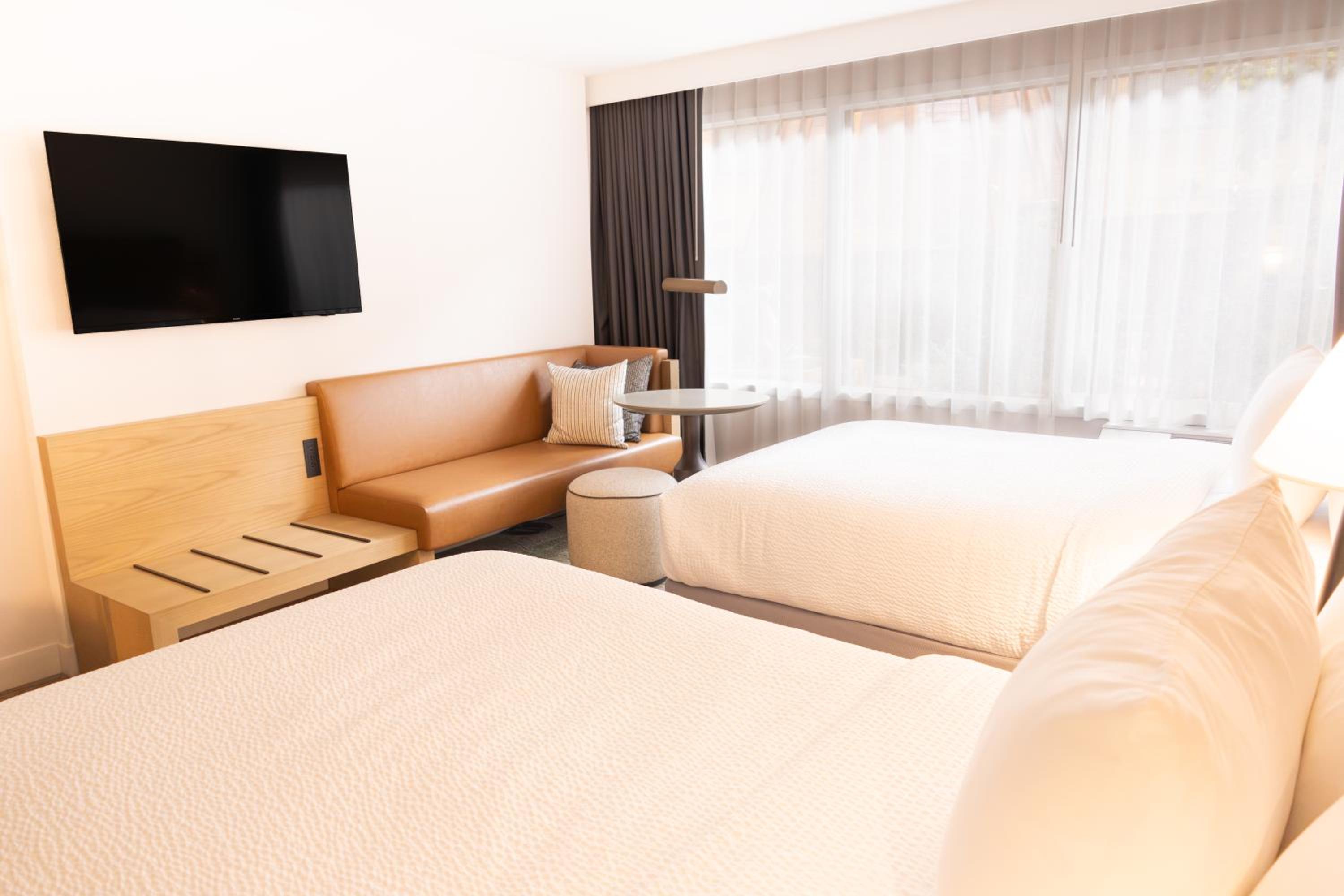 Woodland Atrium — 2 Double - Photo 4