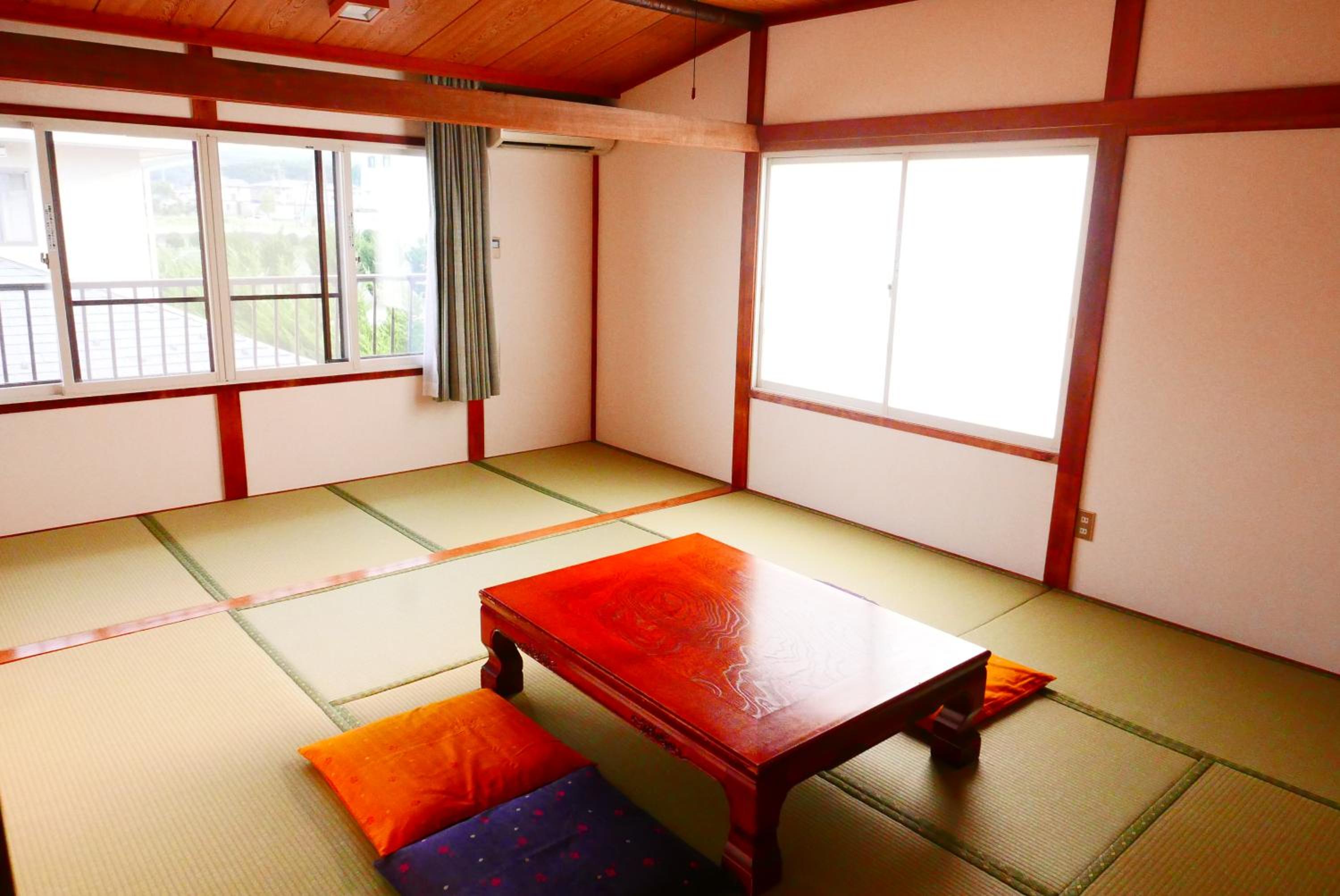 Standard Japanese-Style Room with Partial Mt.Fuji View 3-5 adult photo 1