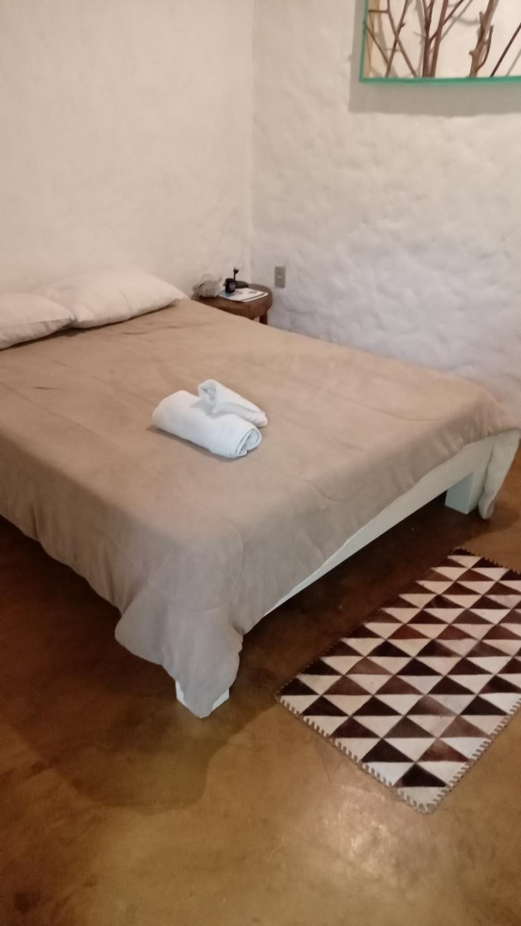 Double Room - Photo 12