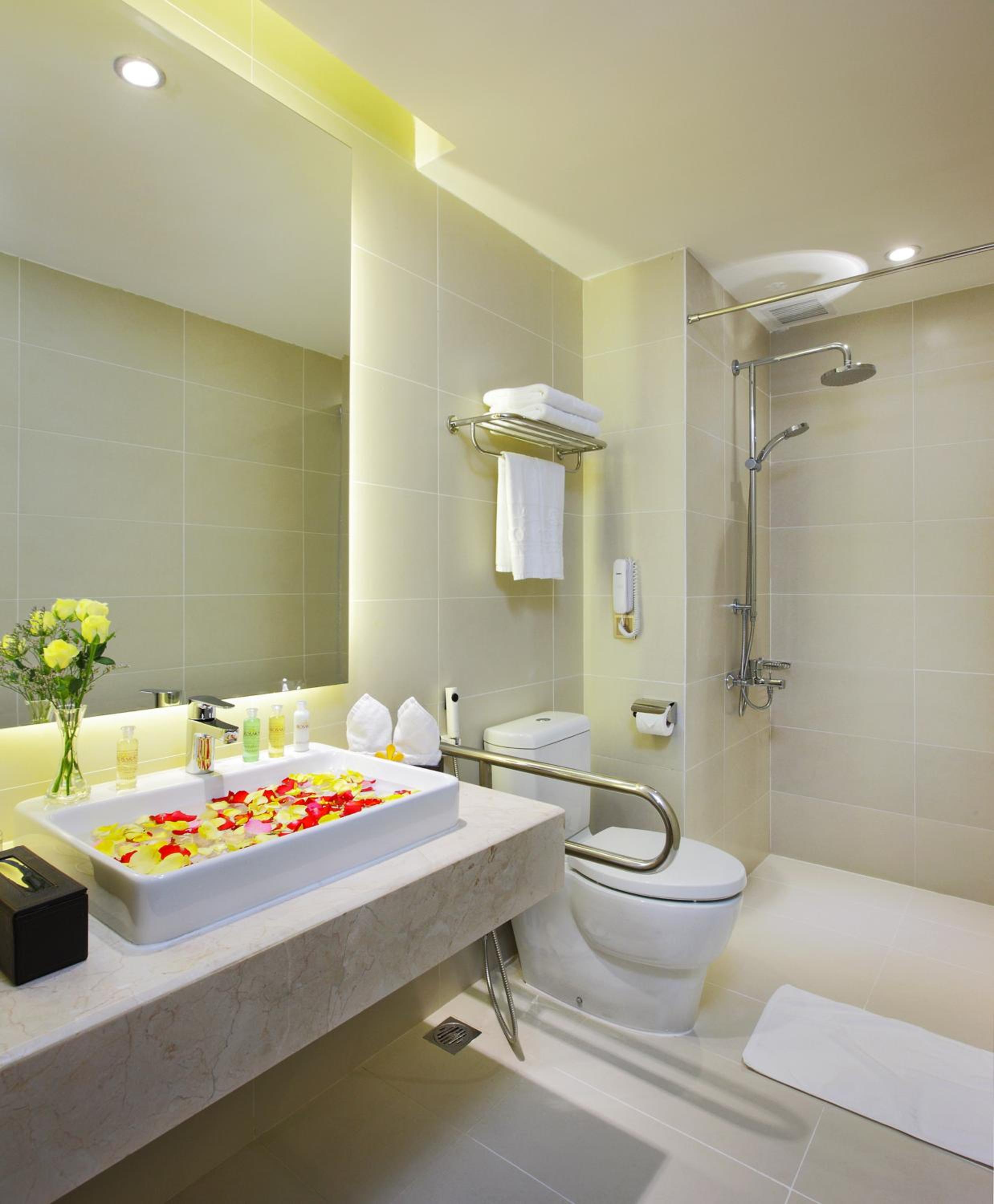 King Room - Disability Access photo 3