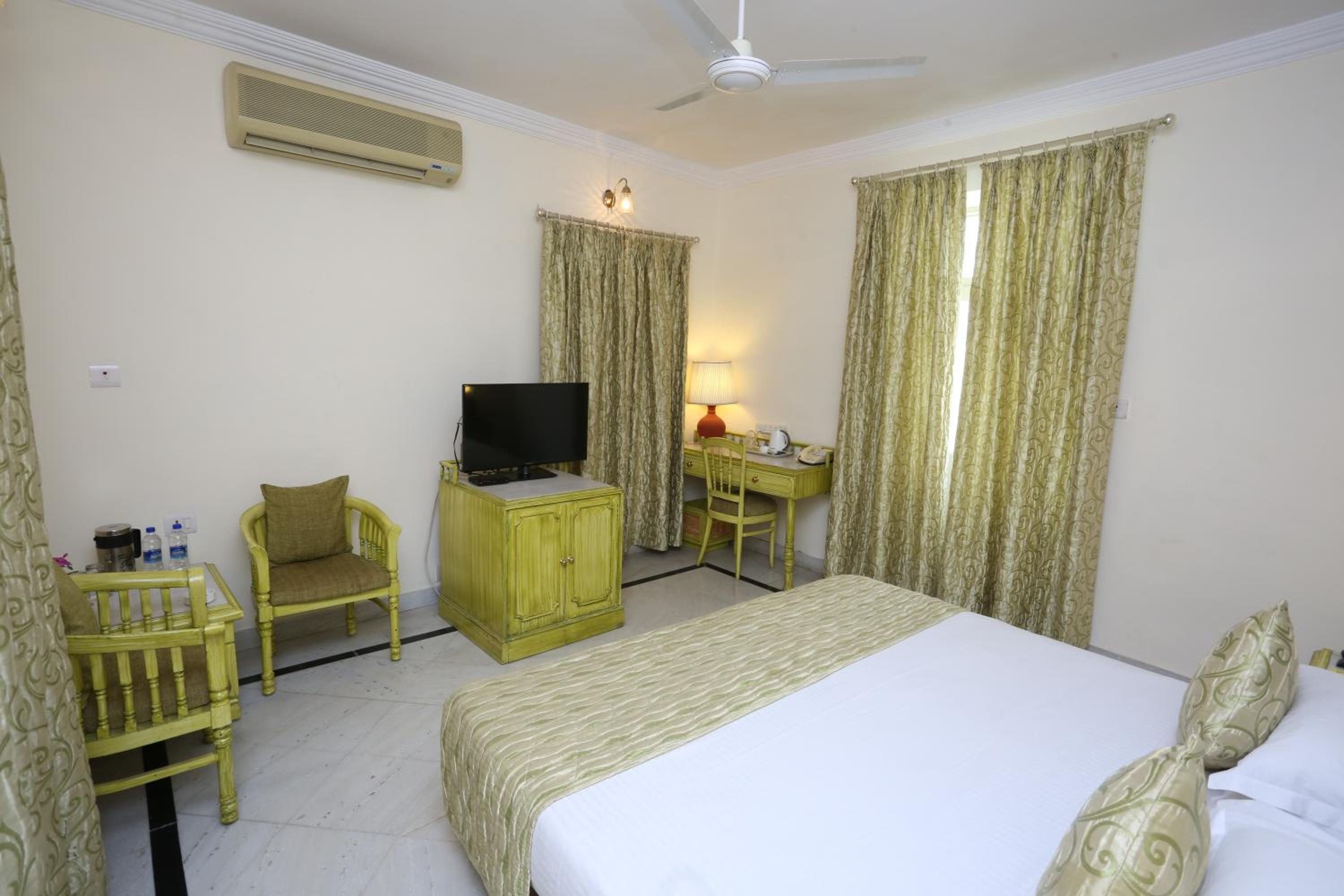 Standard Double Room photo 1