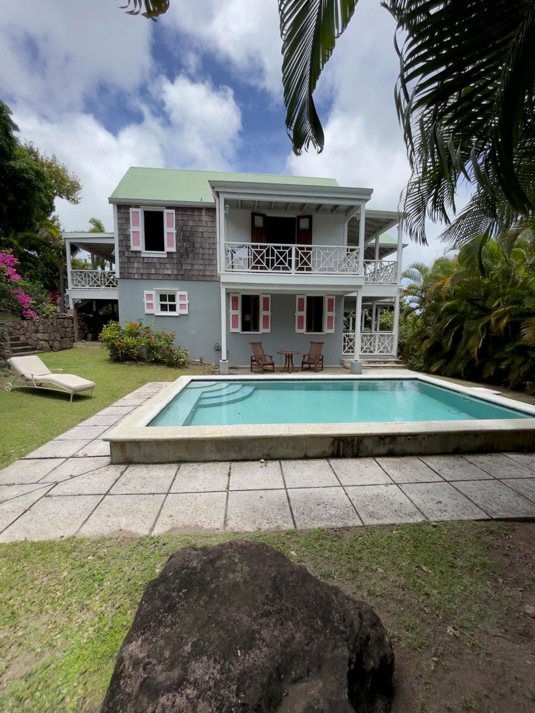Villa photo 1