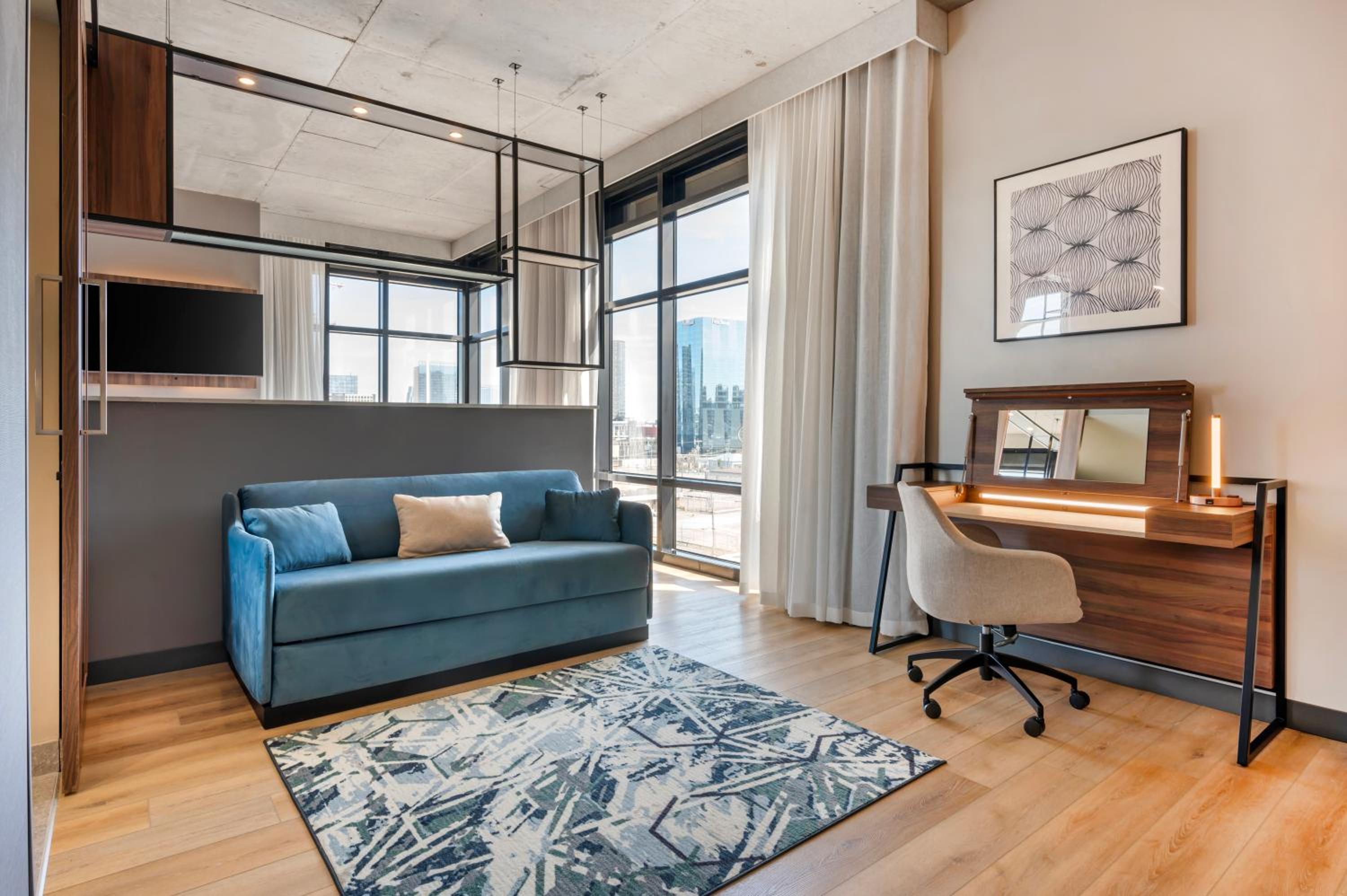 King Suite City View - Photo 2