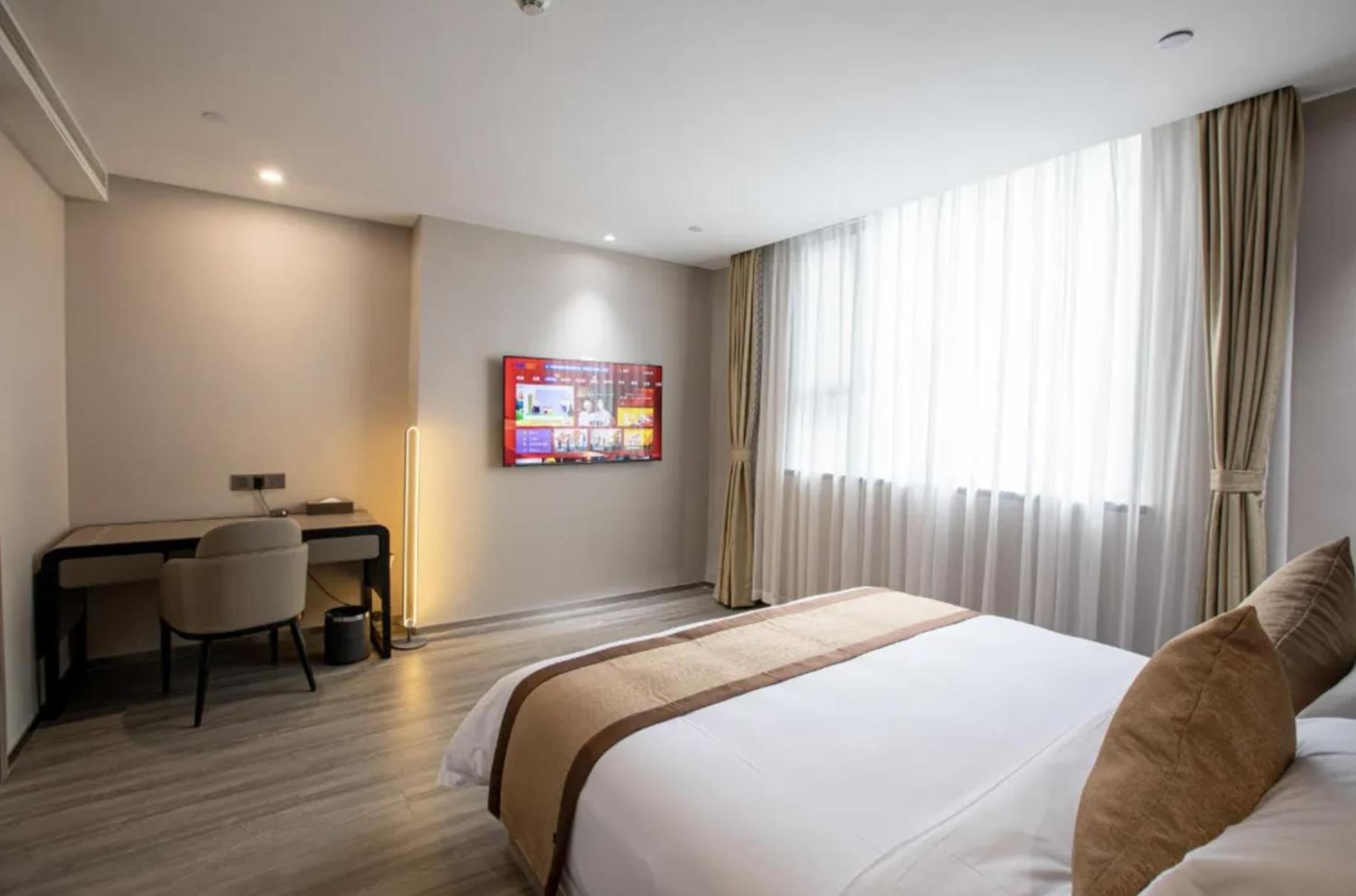 Standard Suite