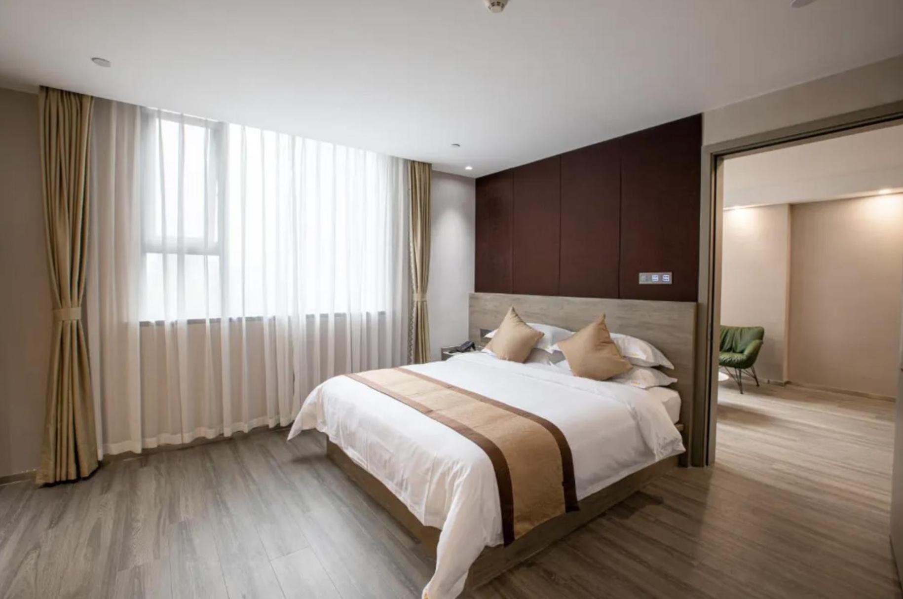 Standard Suite