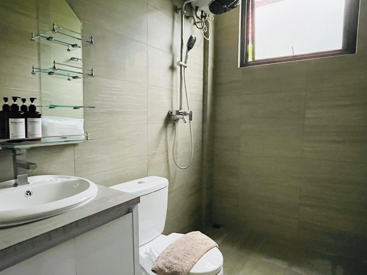 Three-Bedroom Villa - Photo 1