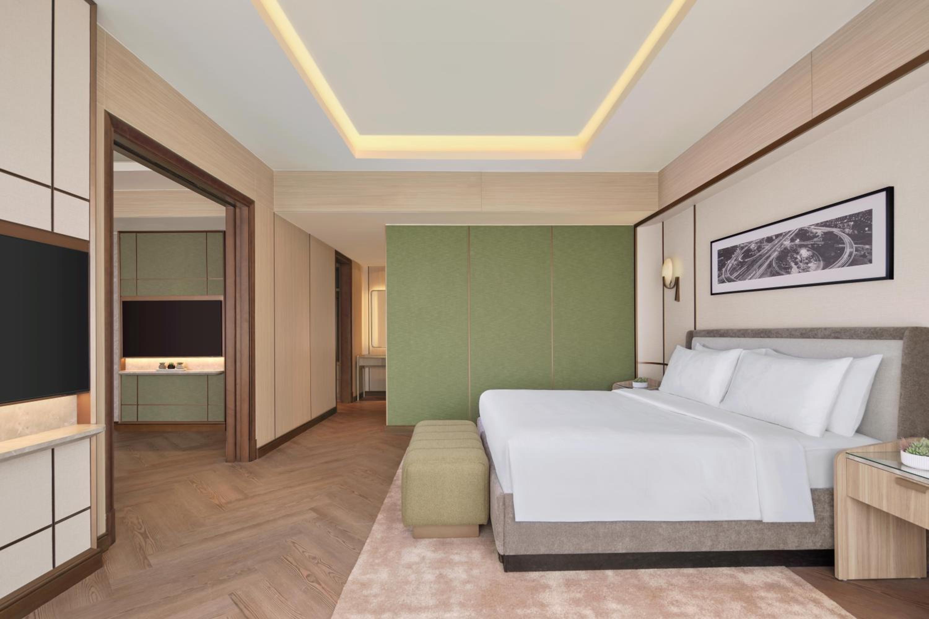 Premier One-Bedroom Suite - Photo 2