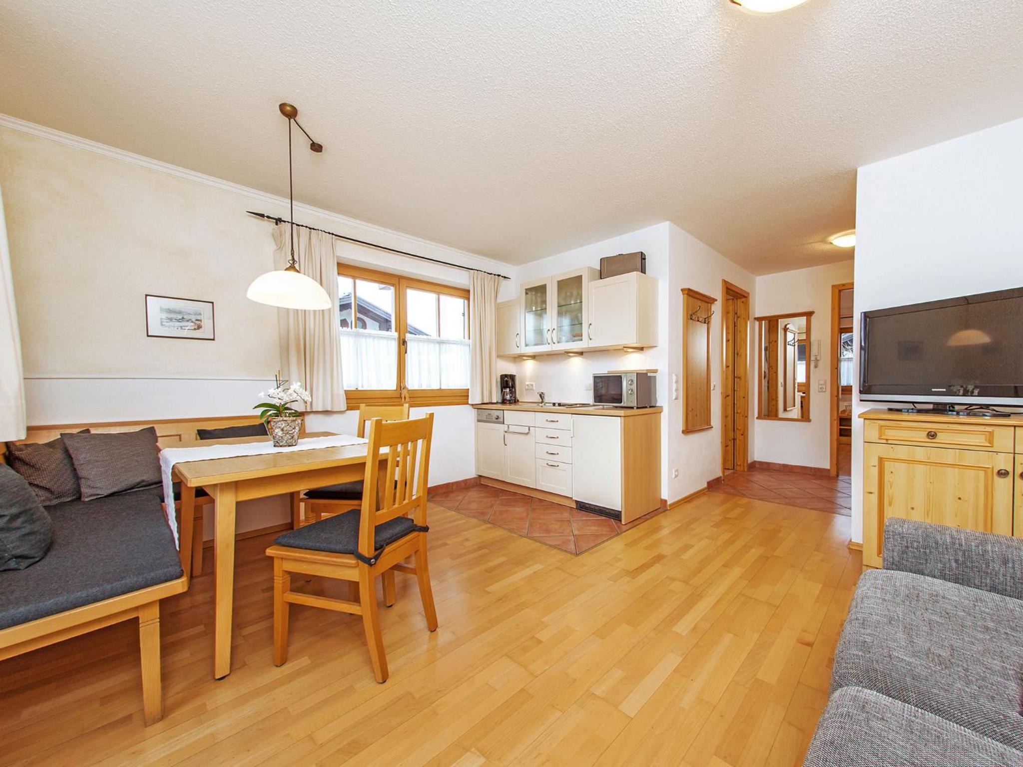 Apartment with Mountain View photo 1