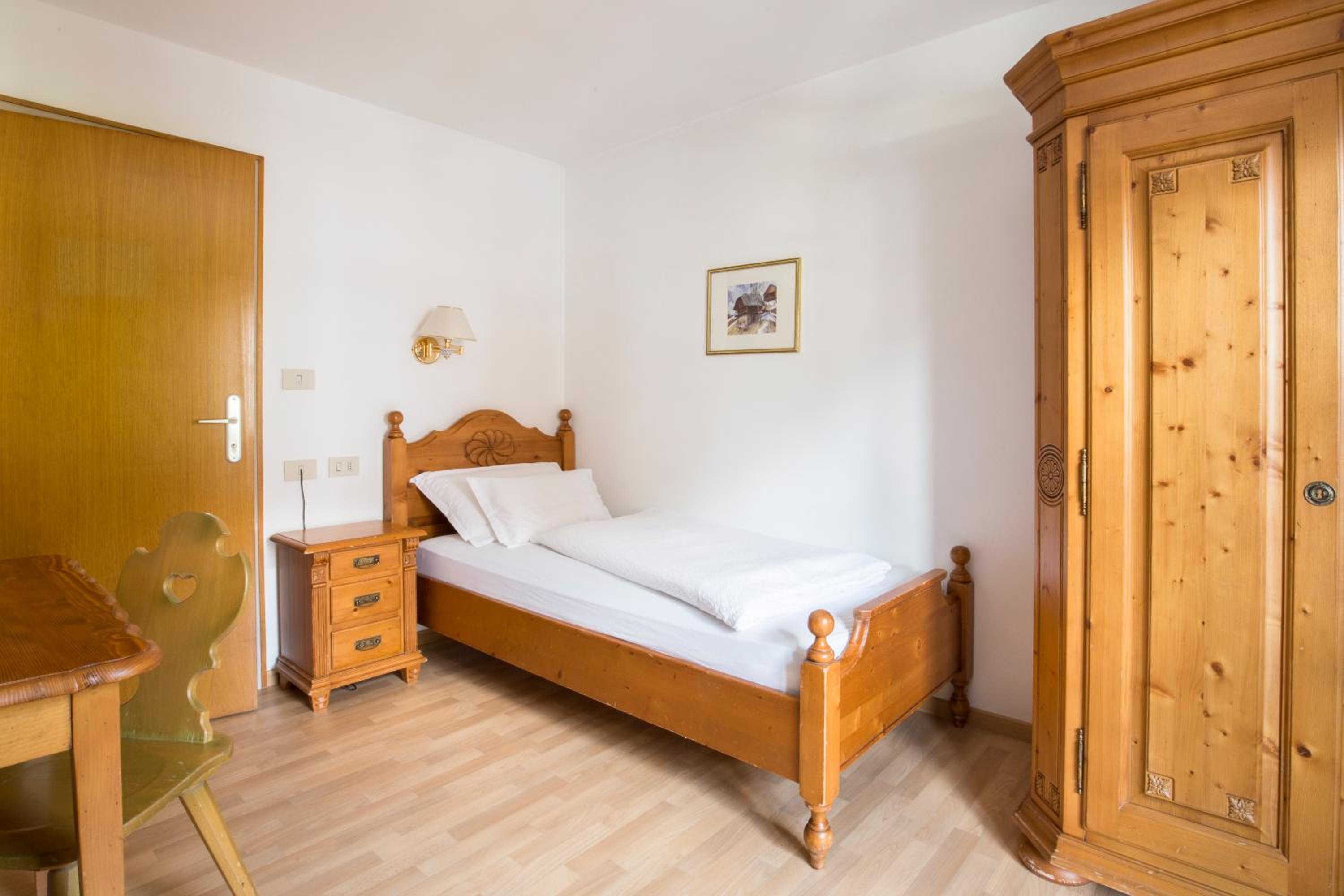 Classic Single Room with Balcony