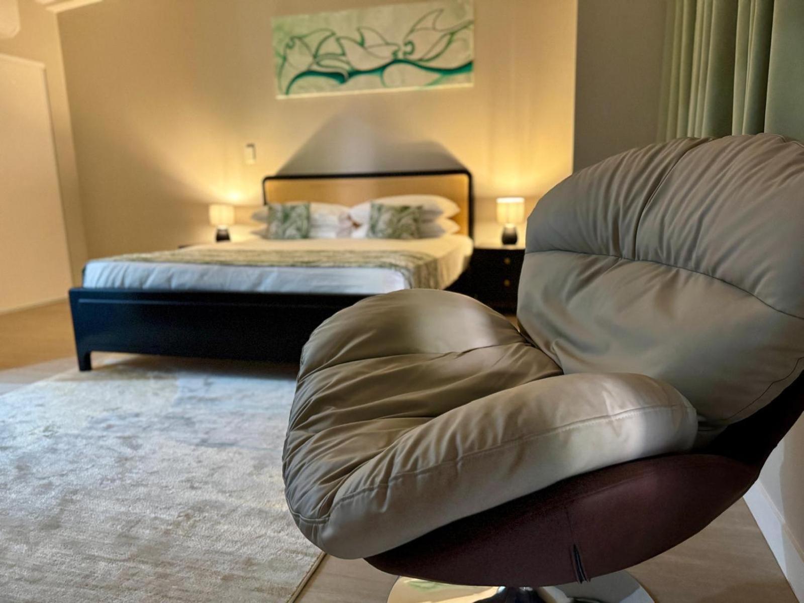 King Suite - Photo 1