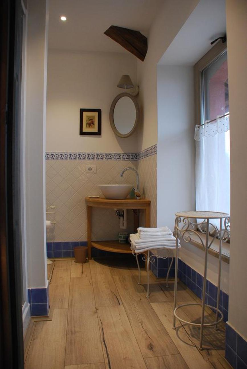 Deluxe Triple Room - Photo 3