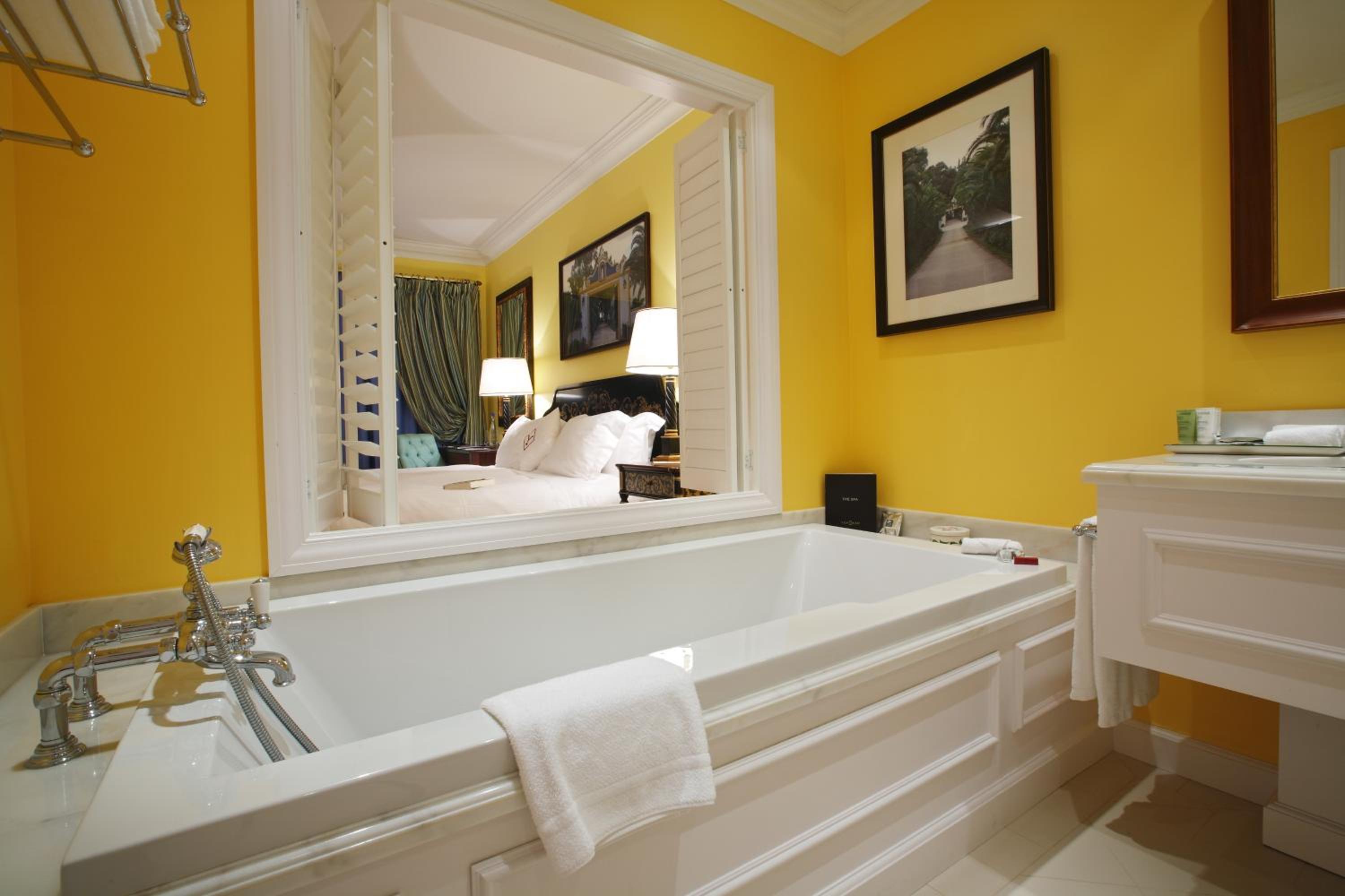 Superior Deluxe Double Room with Panoramic River View - Photo 5