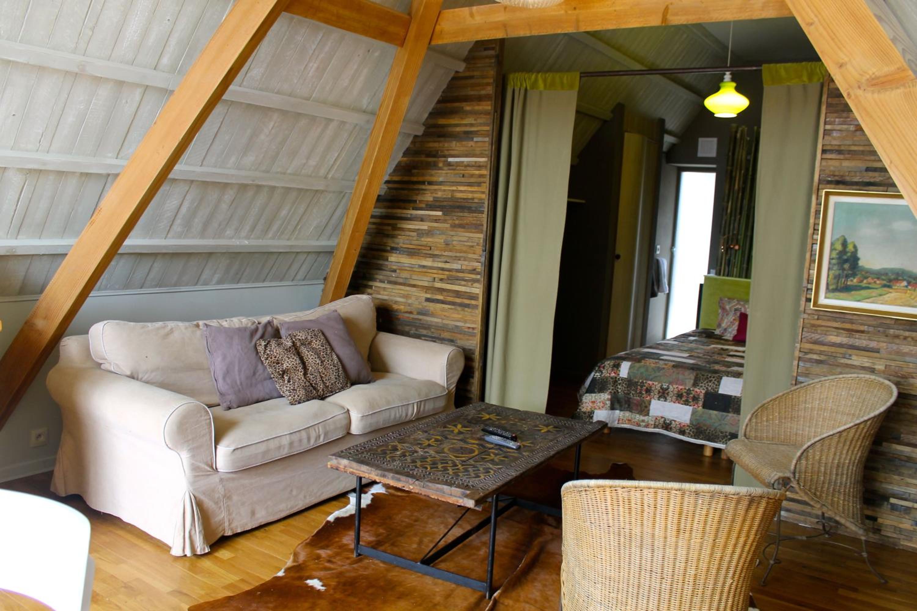 One-Bedroom House photo 1
