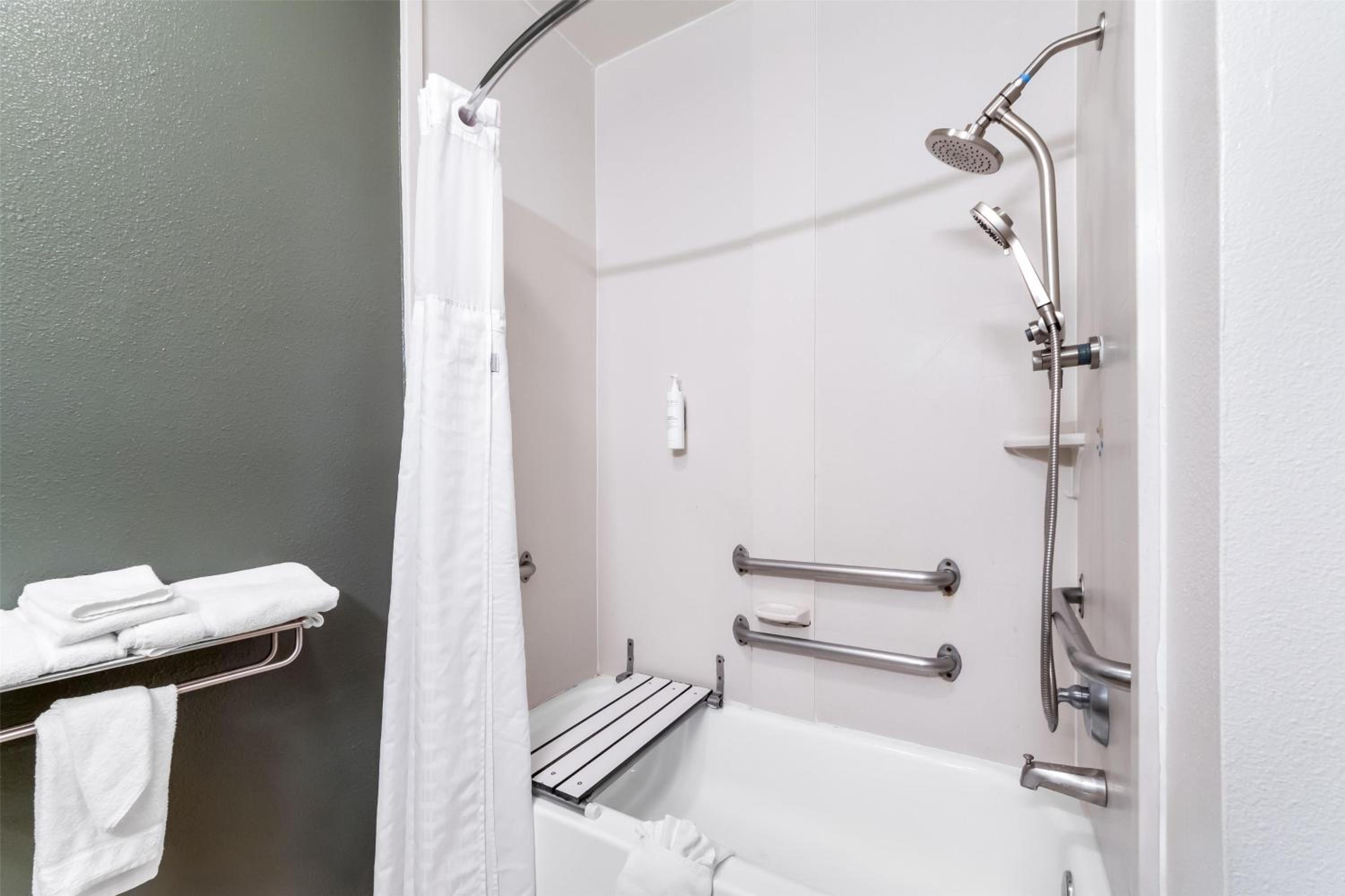 King Room with Mobility Accessible Tub - Photo 1