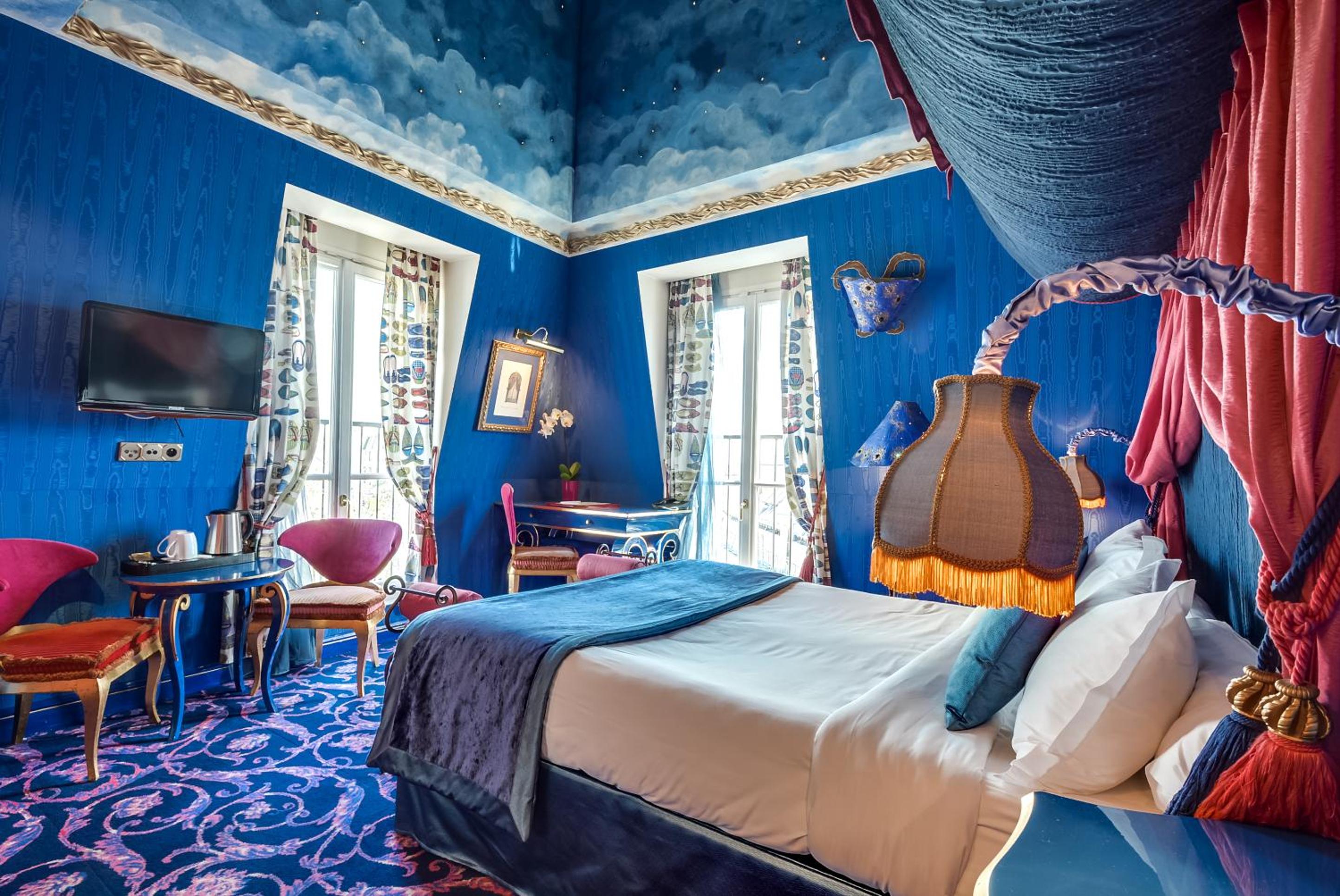 Junior Suite with Spa Bath