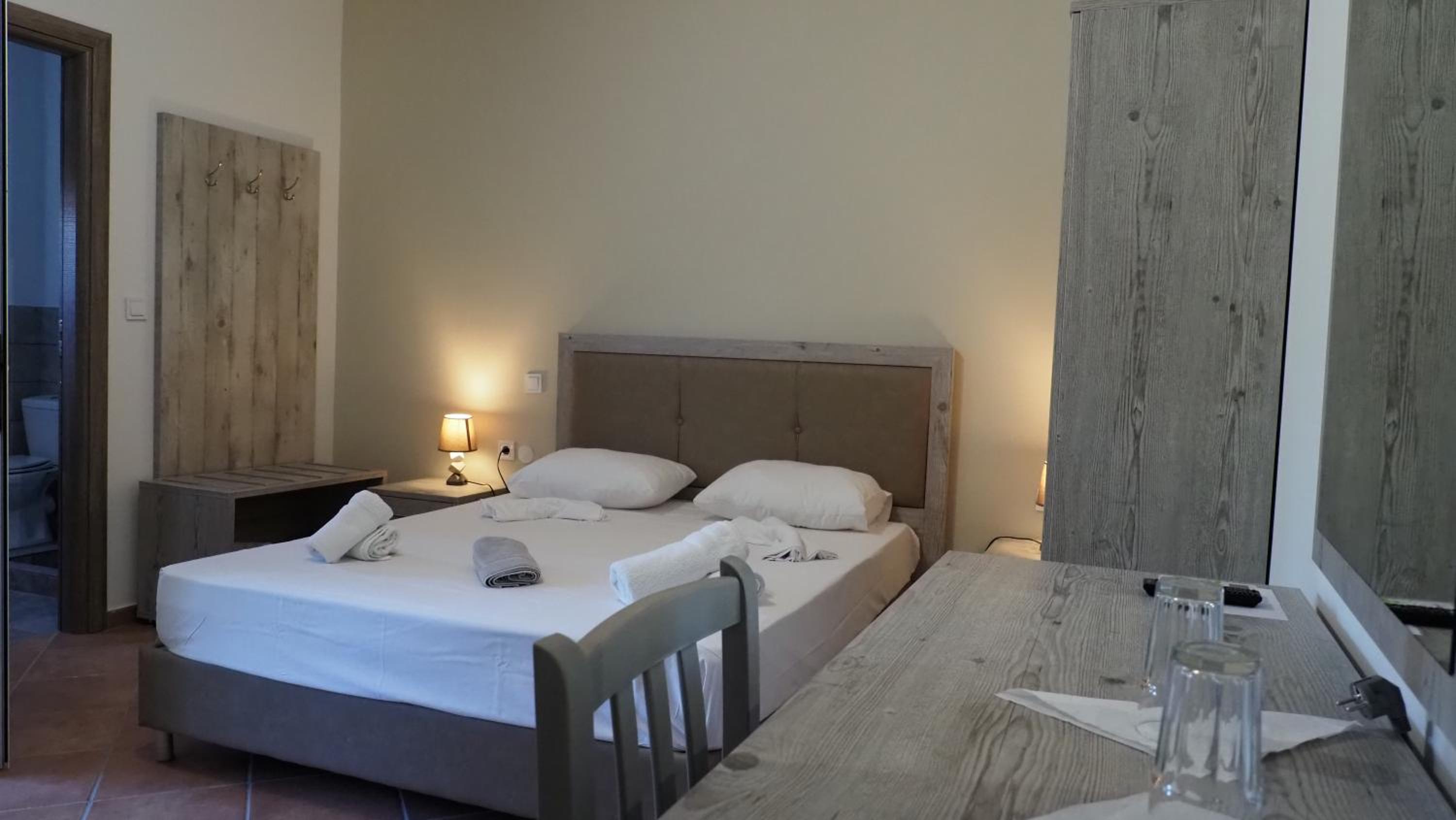 Standard Triple Room photo 2
