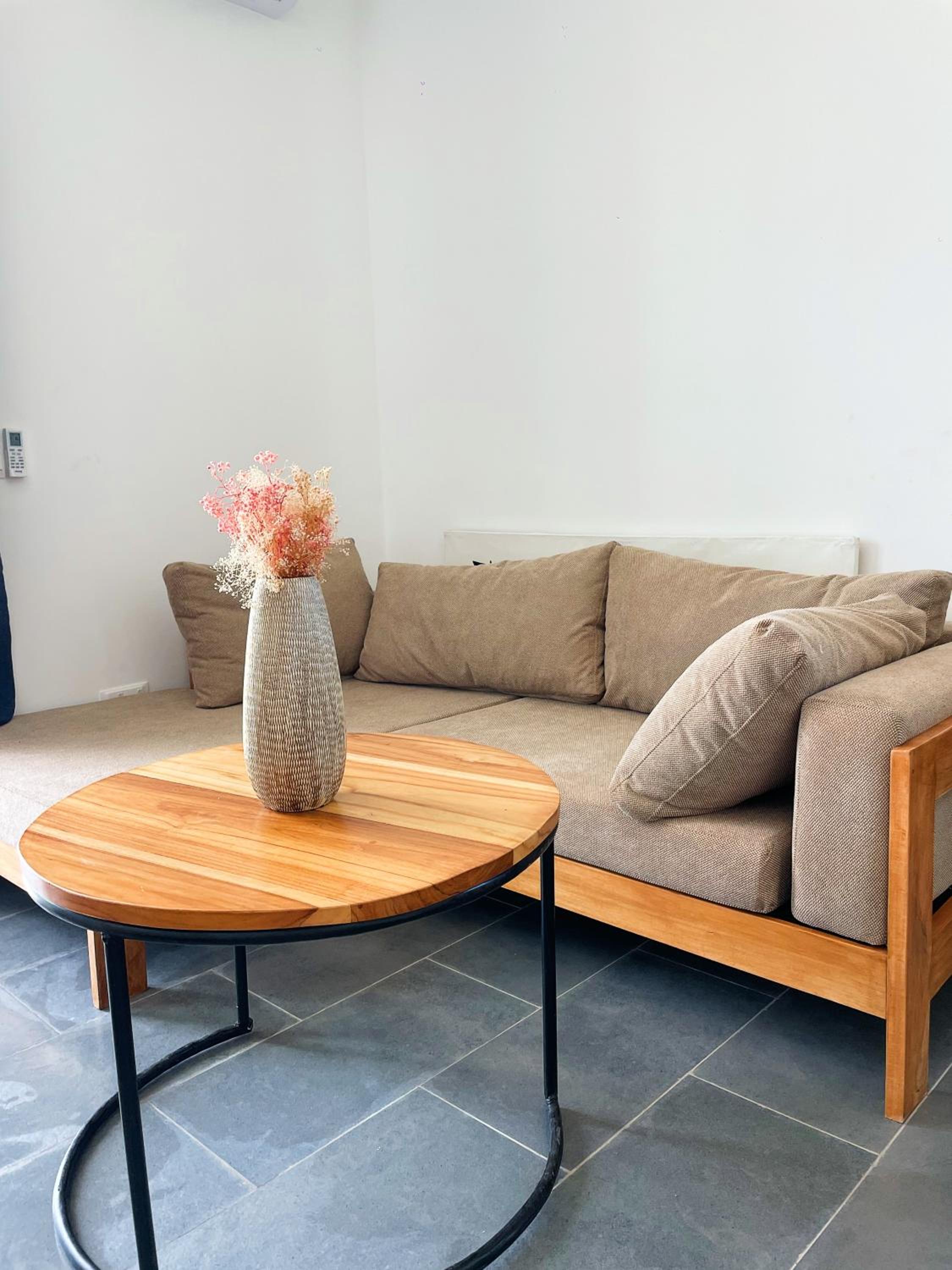 Two-Bedroom Studio Apartment photo 2