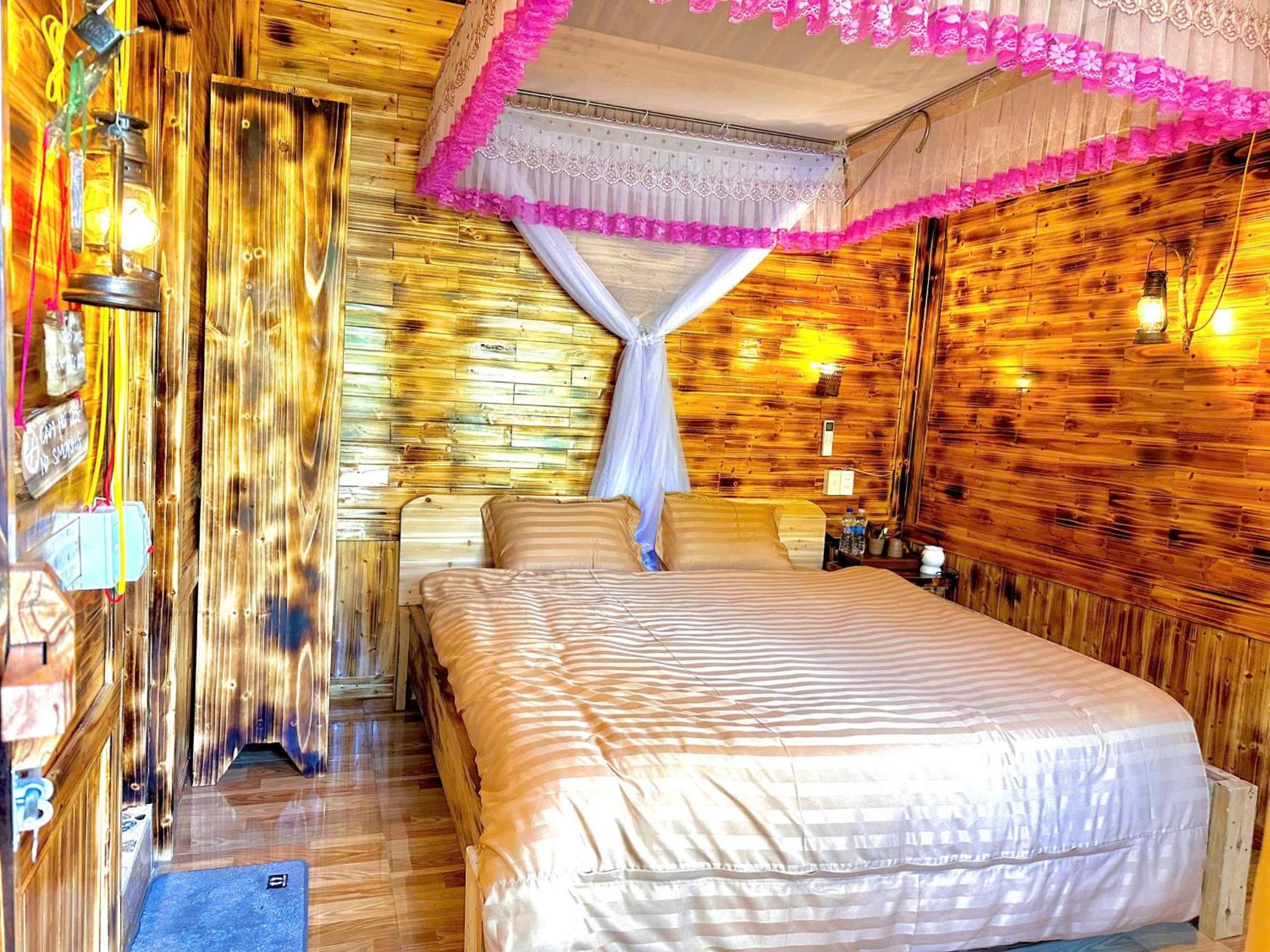 Standard Bungalow with Fan