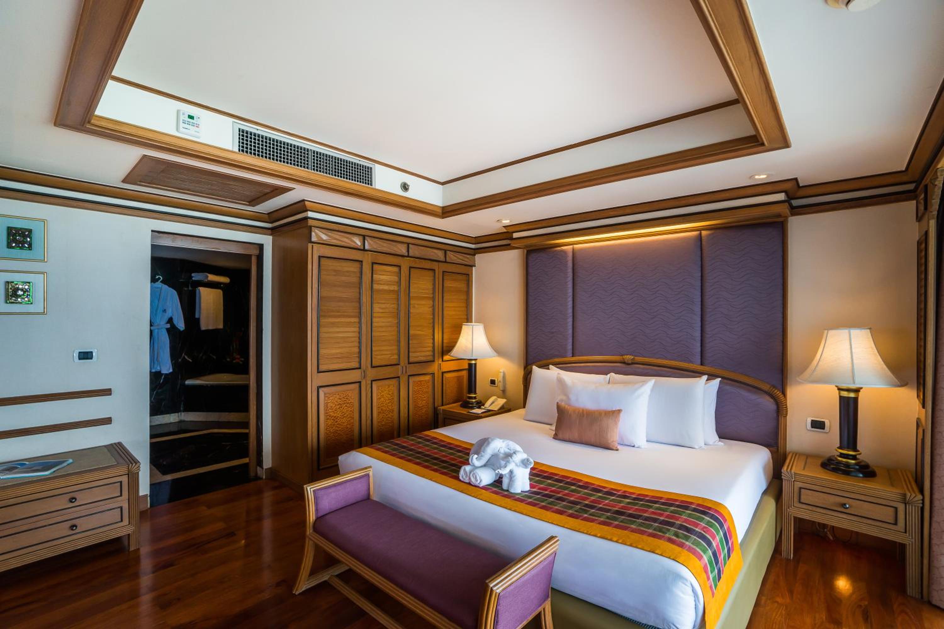 Regency Suite (1 bedroom)