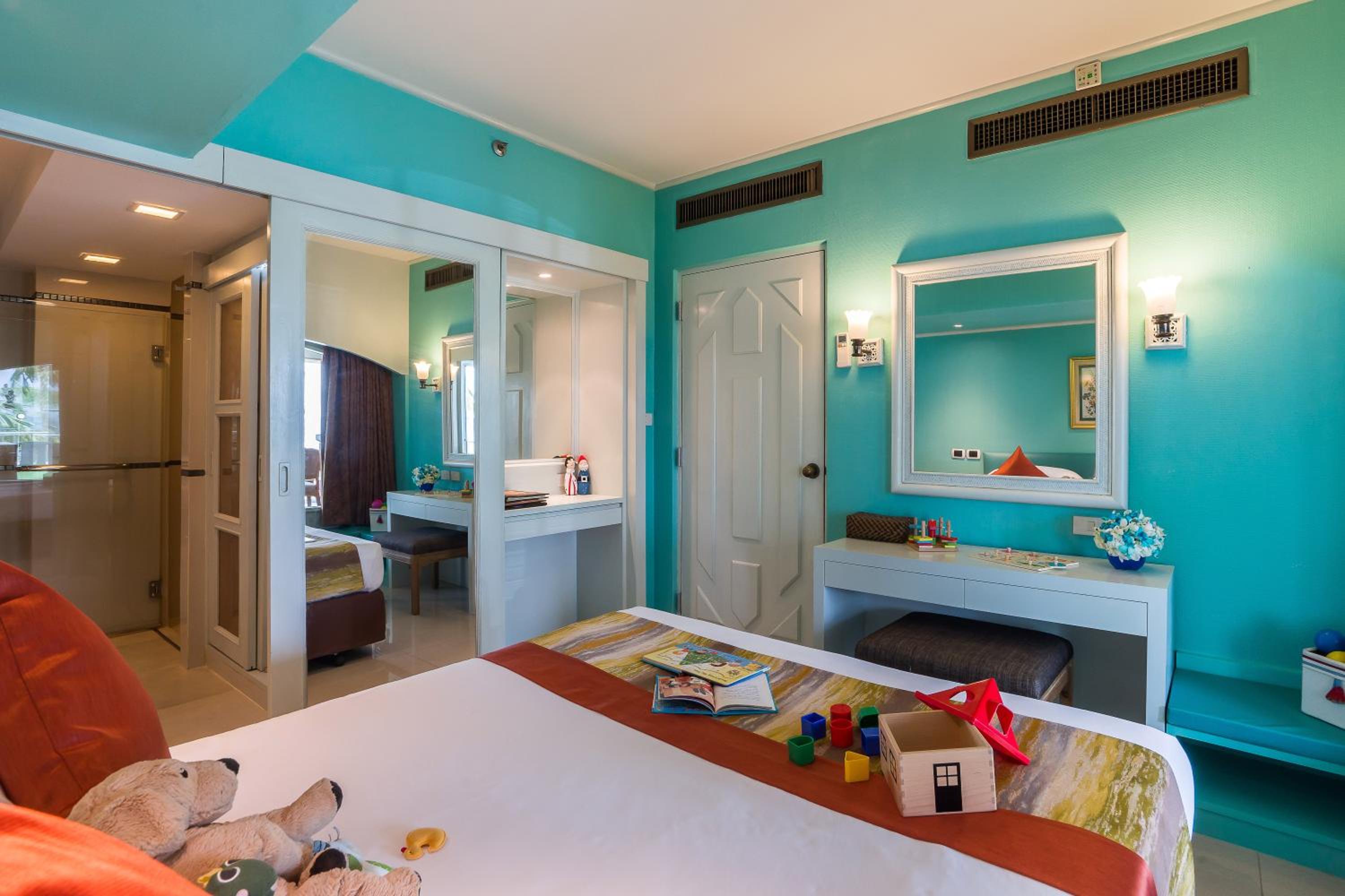 Family Suite (2 bedrooms) - Photo 18