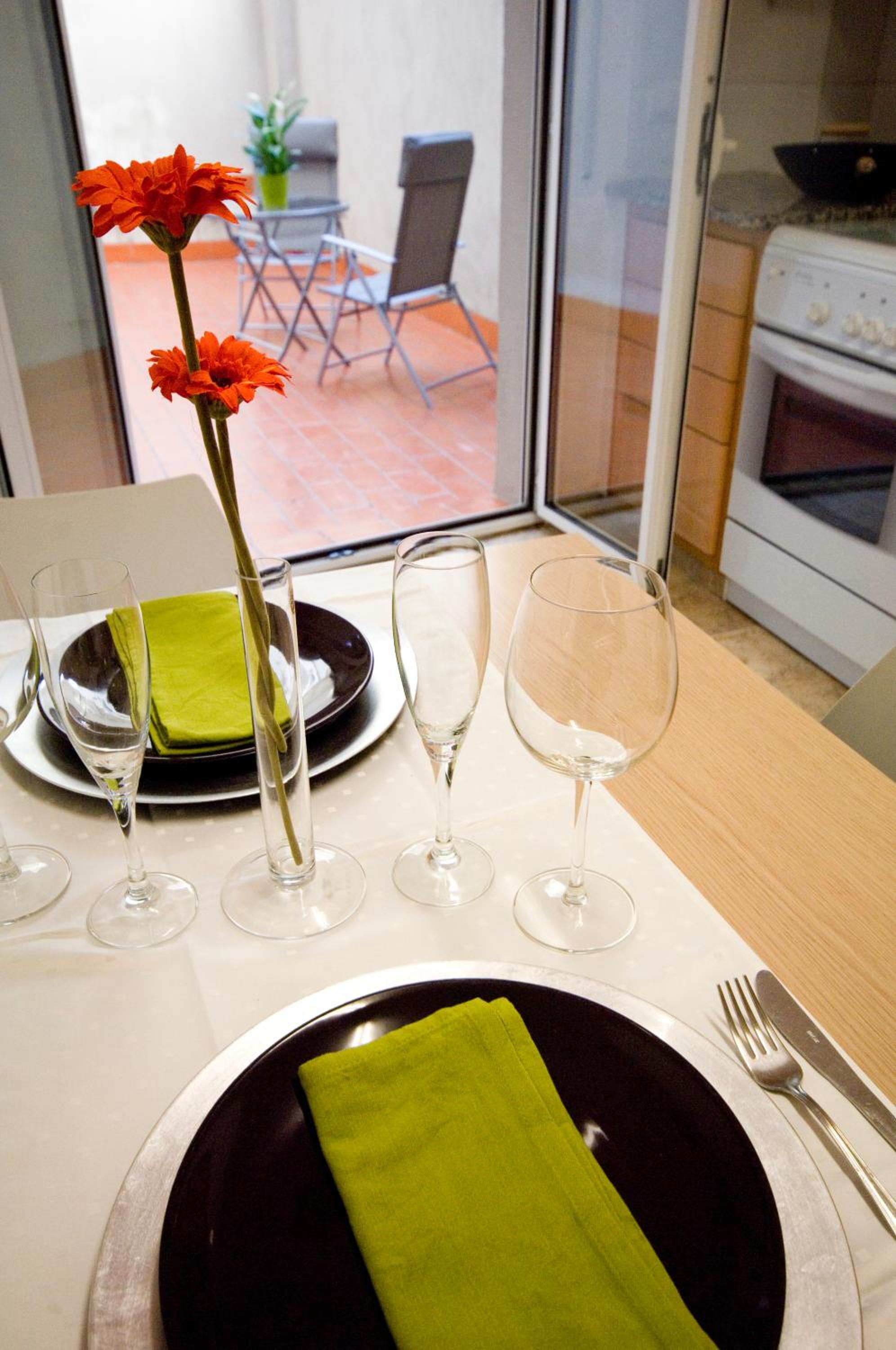 One-Bedroom Apartment - Photo 7
