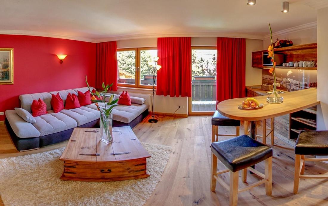 One-Bedroom Apartment with Balcony