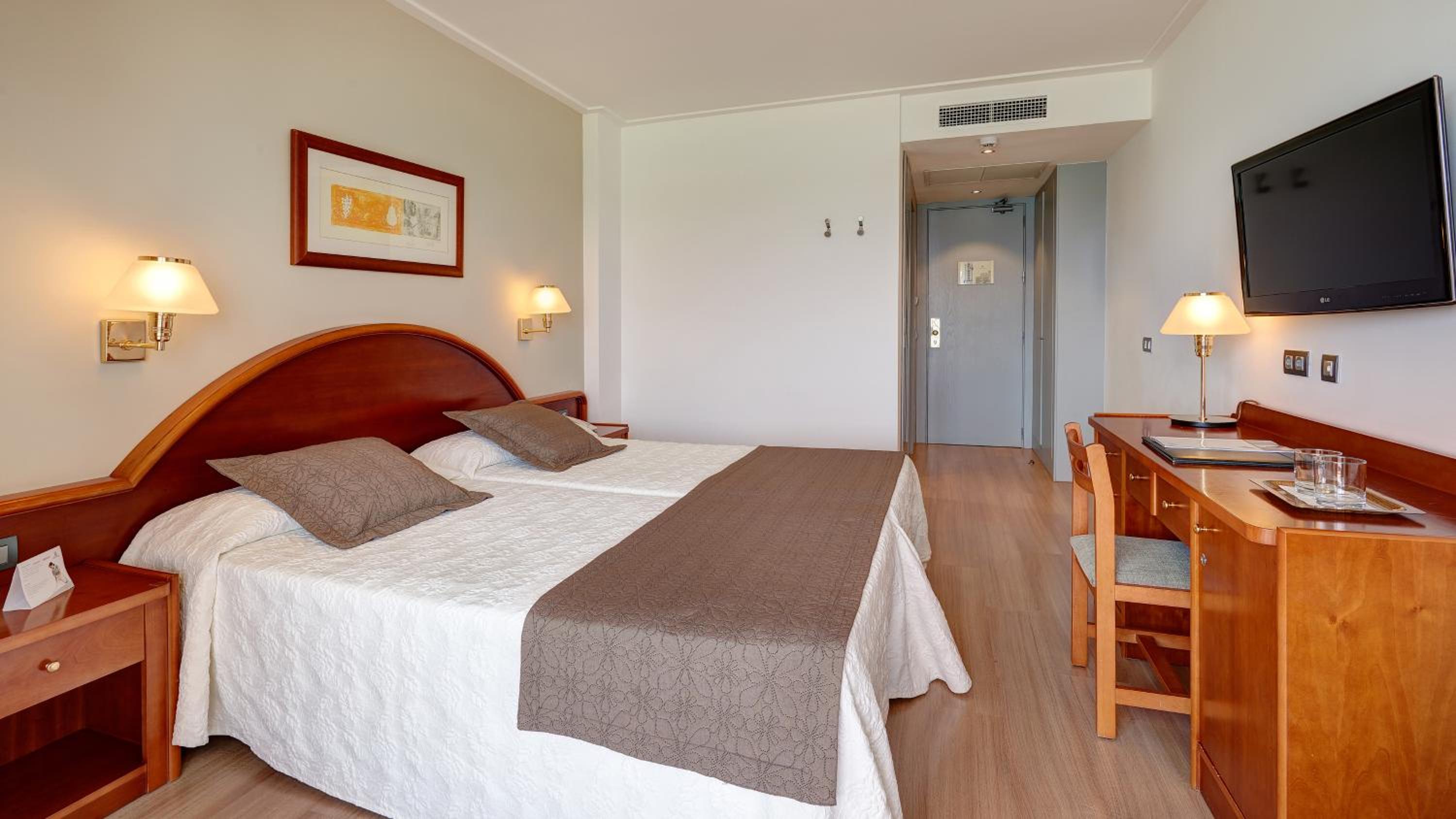 Double Room with Sea View - Photo 5