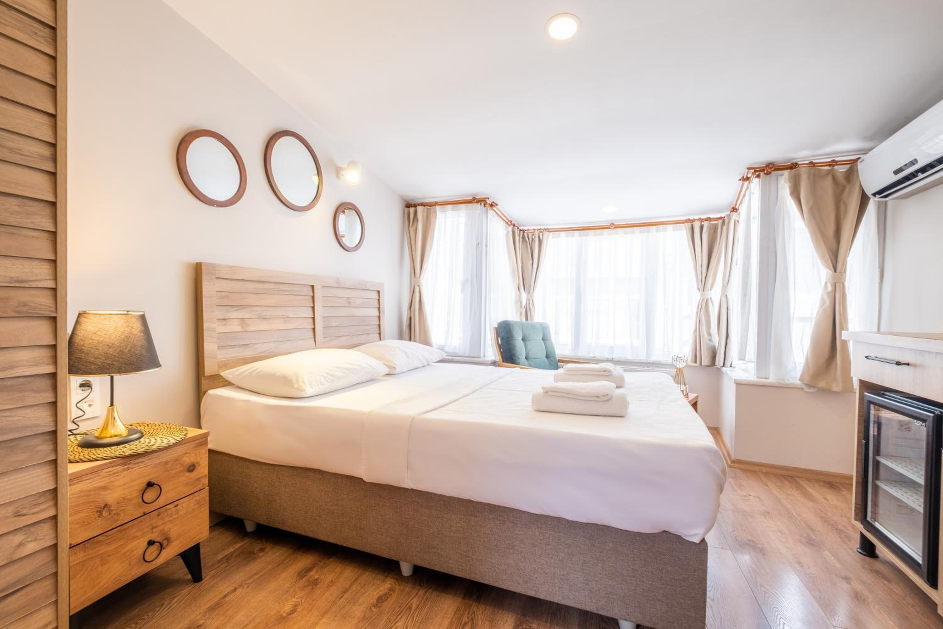 Deluxe Double Room photo 2