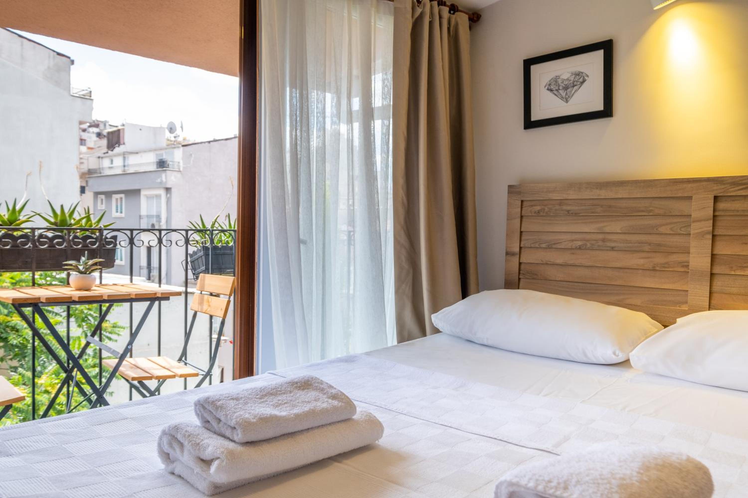 Deluxe Double Room with Balcony