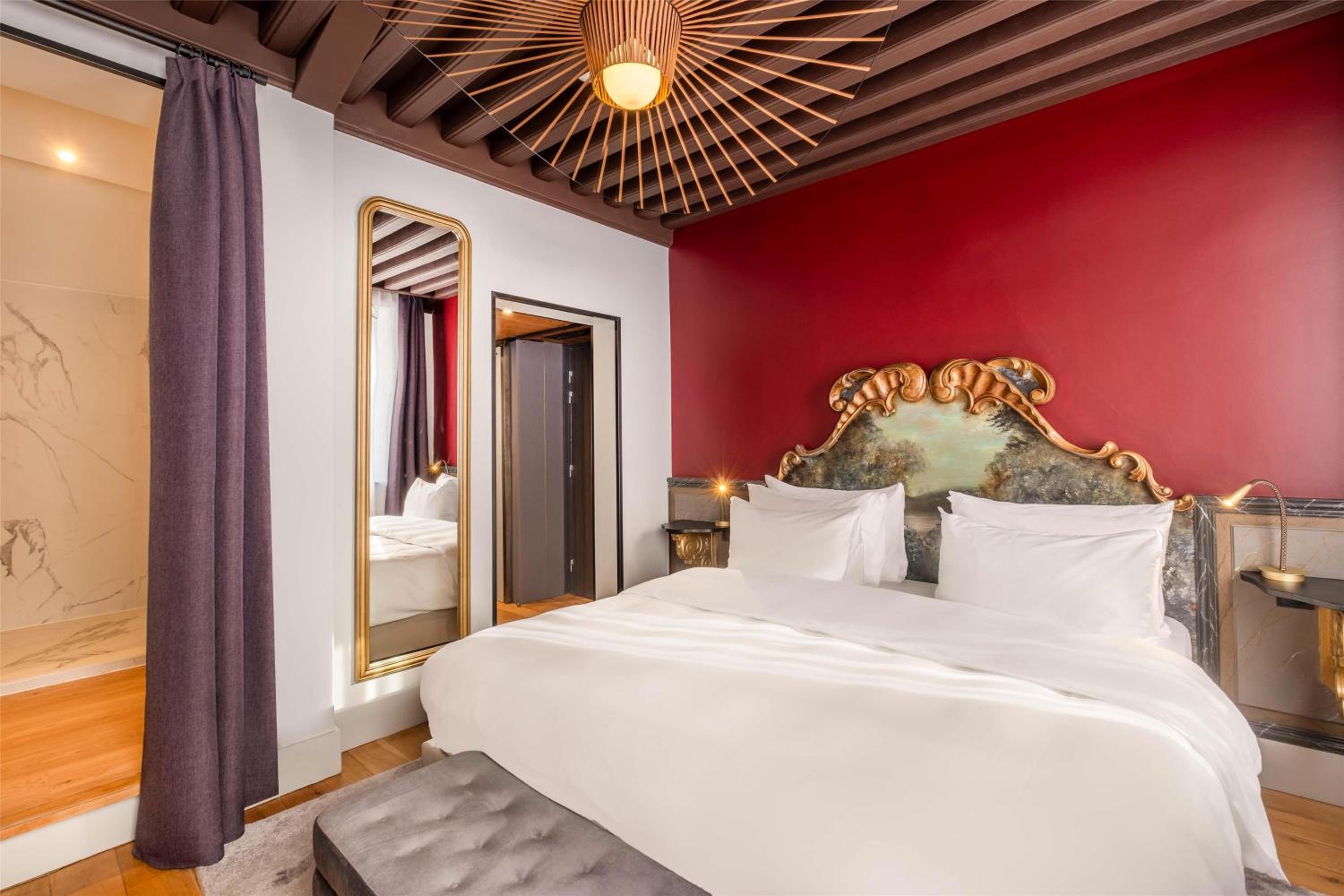 Premium Double Room - Photo 3