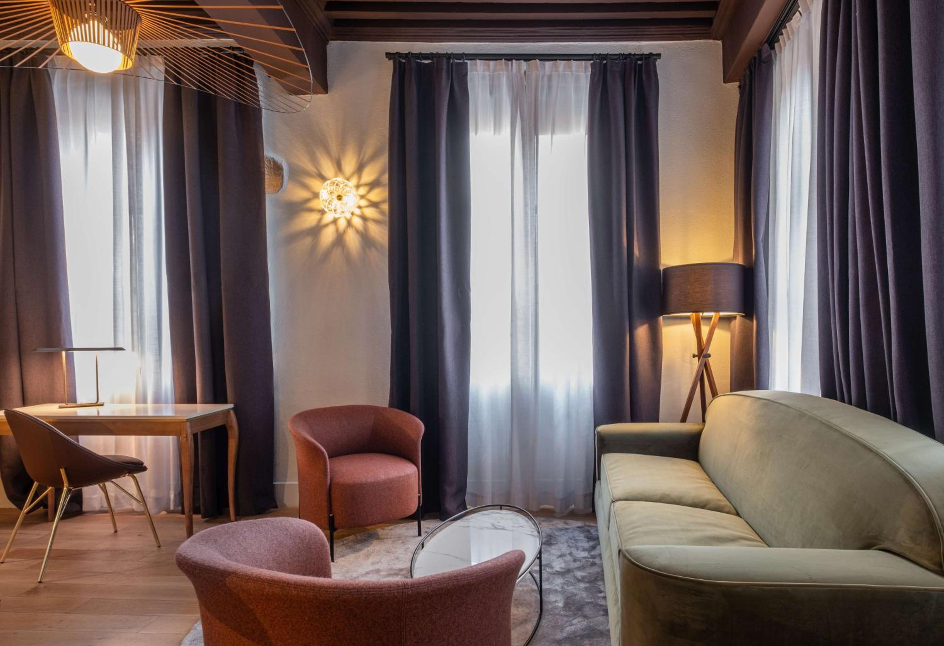 Junior Suite - Photo 6