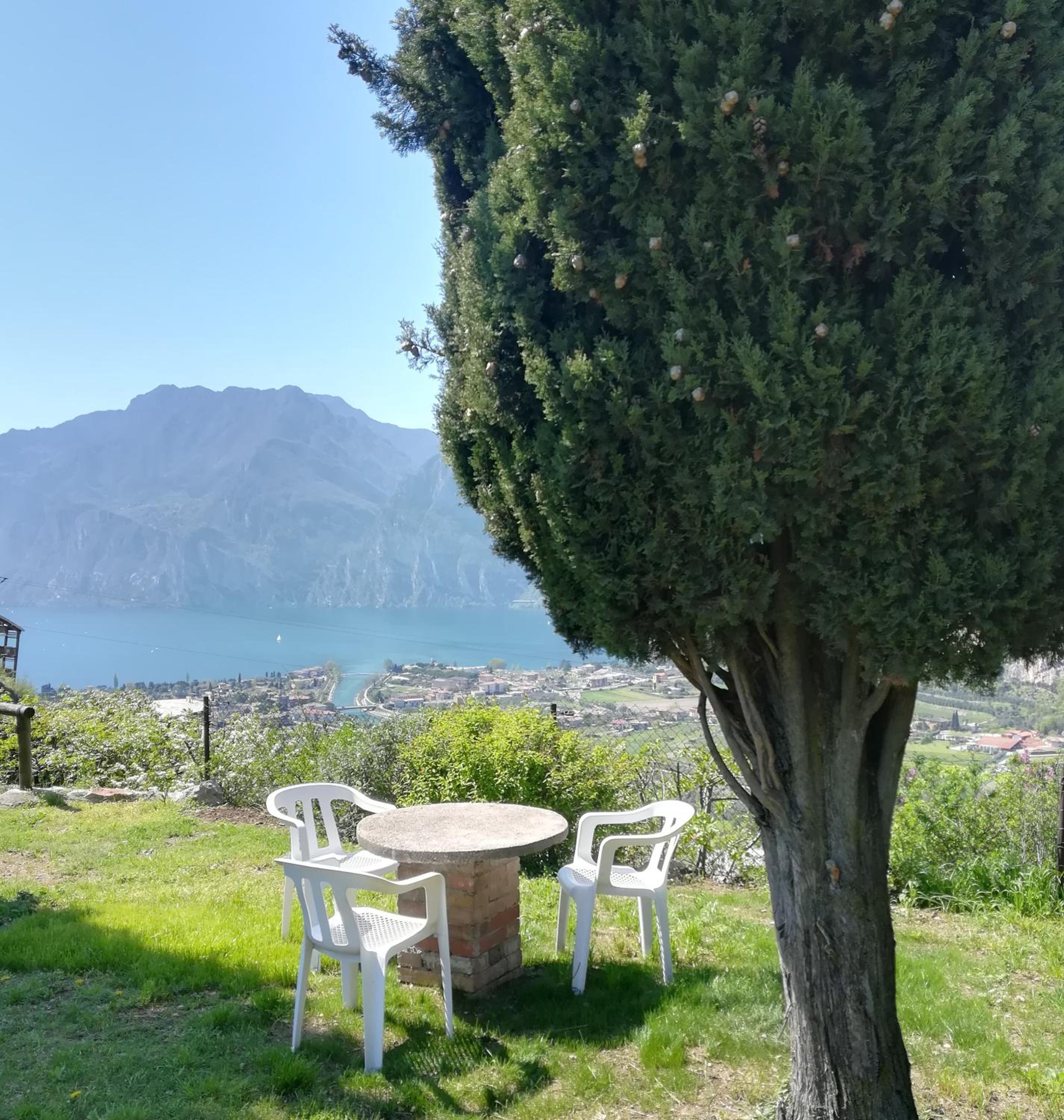 Villa with lake View photo 1
